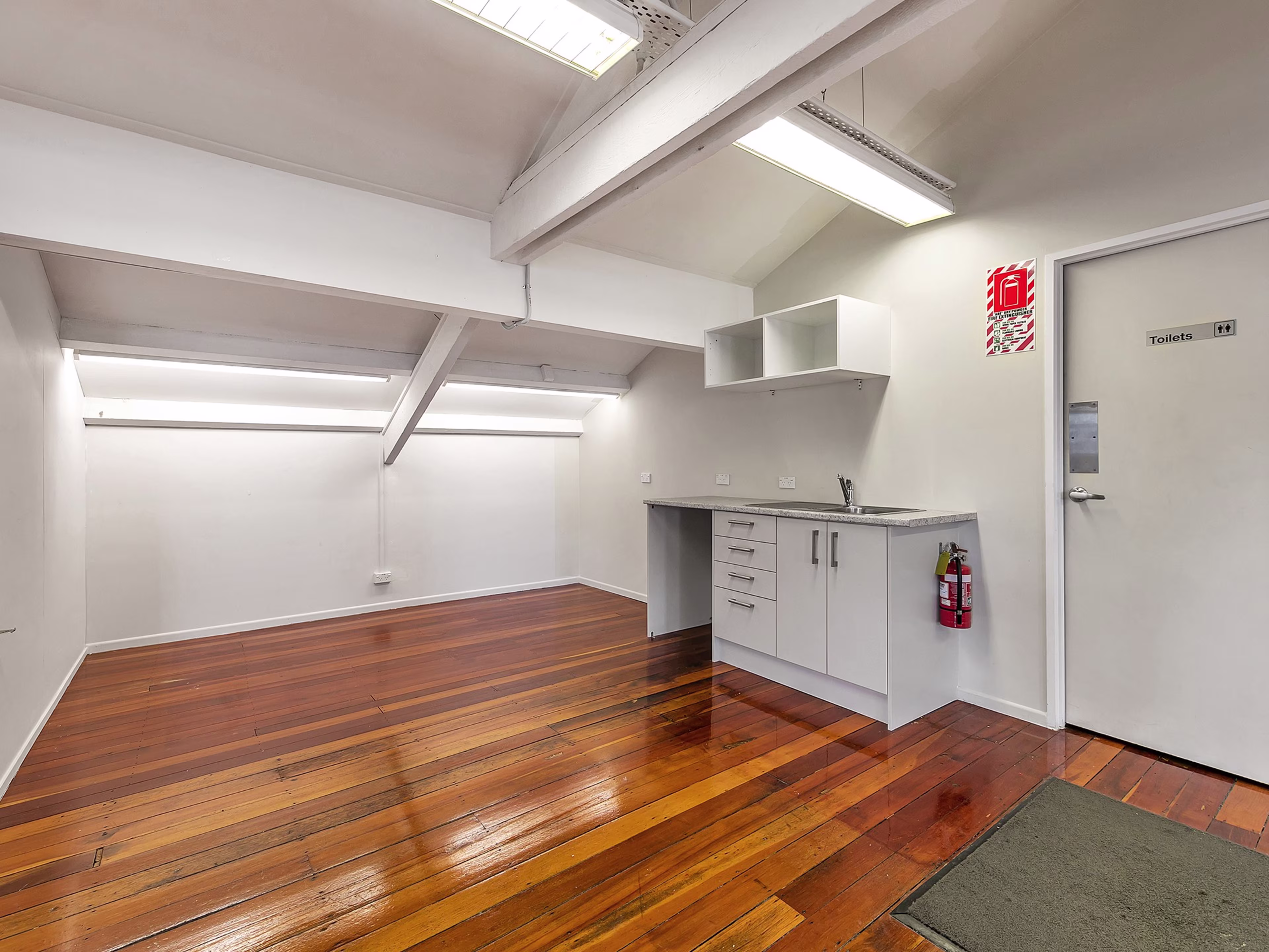 48 - 52 Wyndham Street