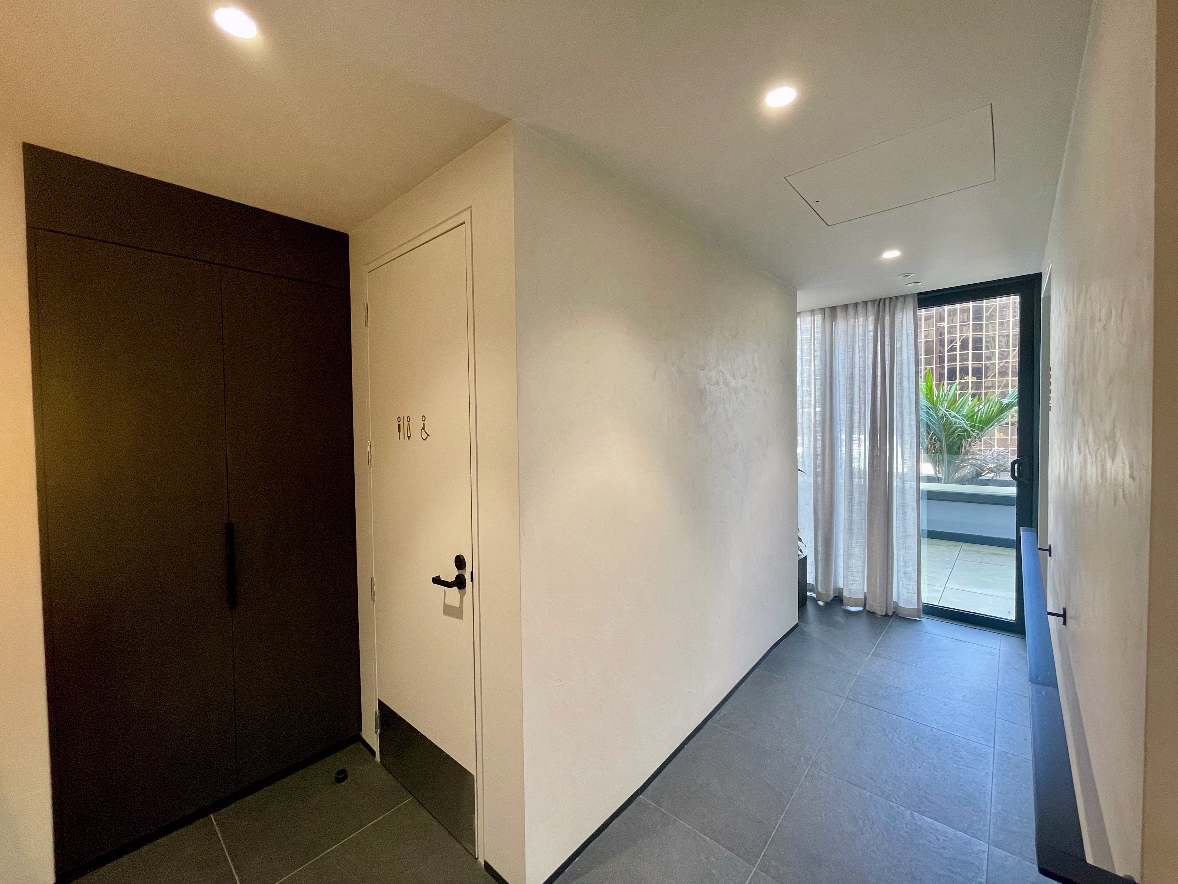 10 - 12 Commerce Street