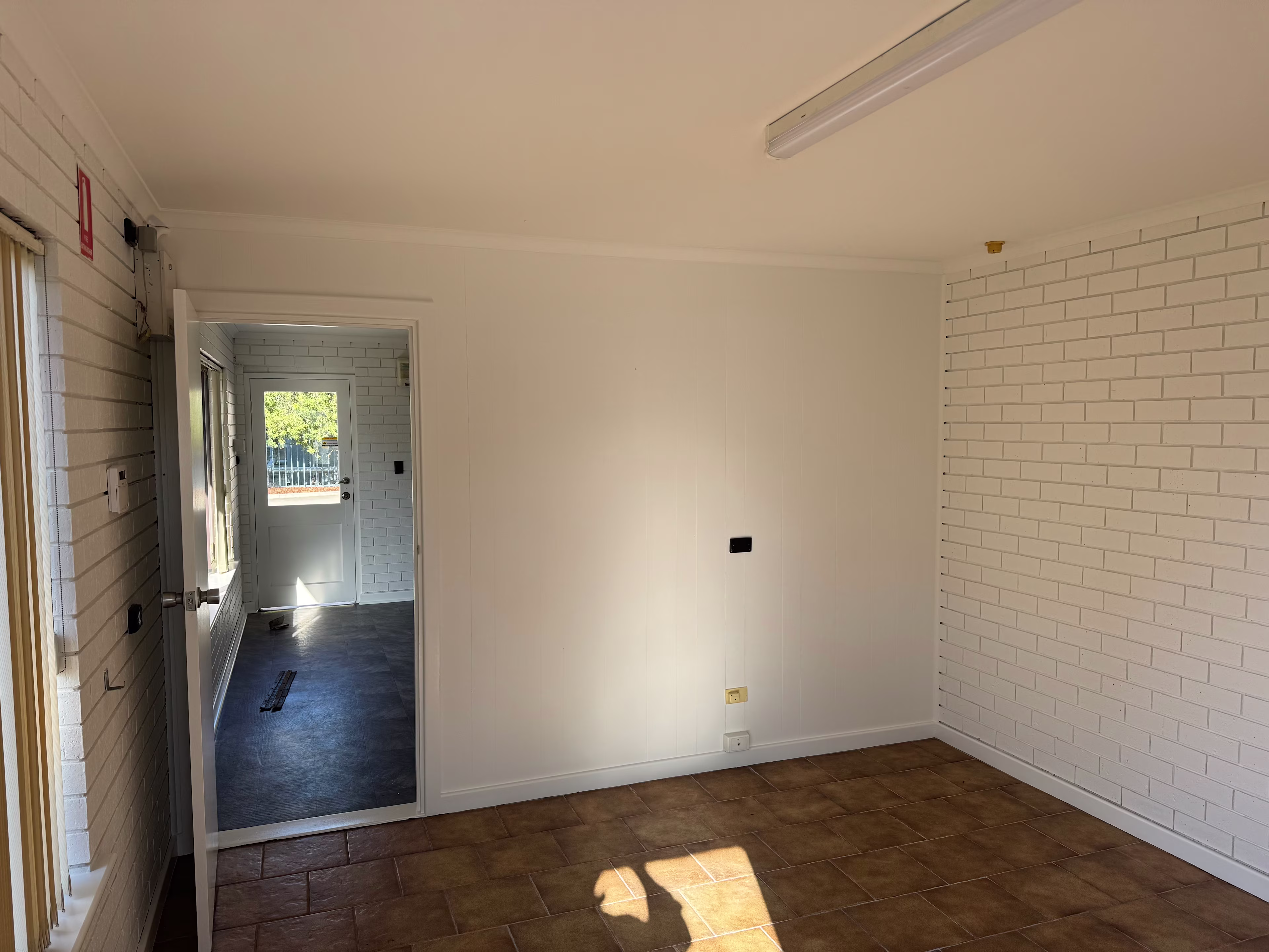 18 Moss Road