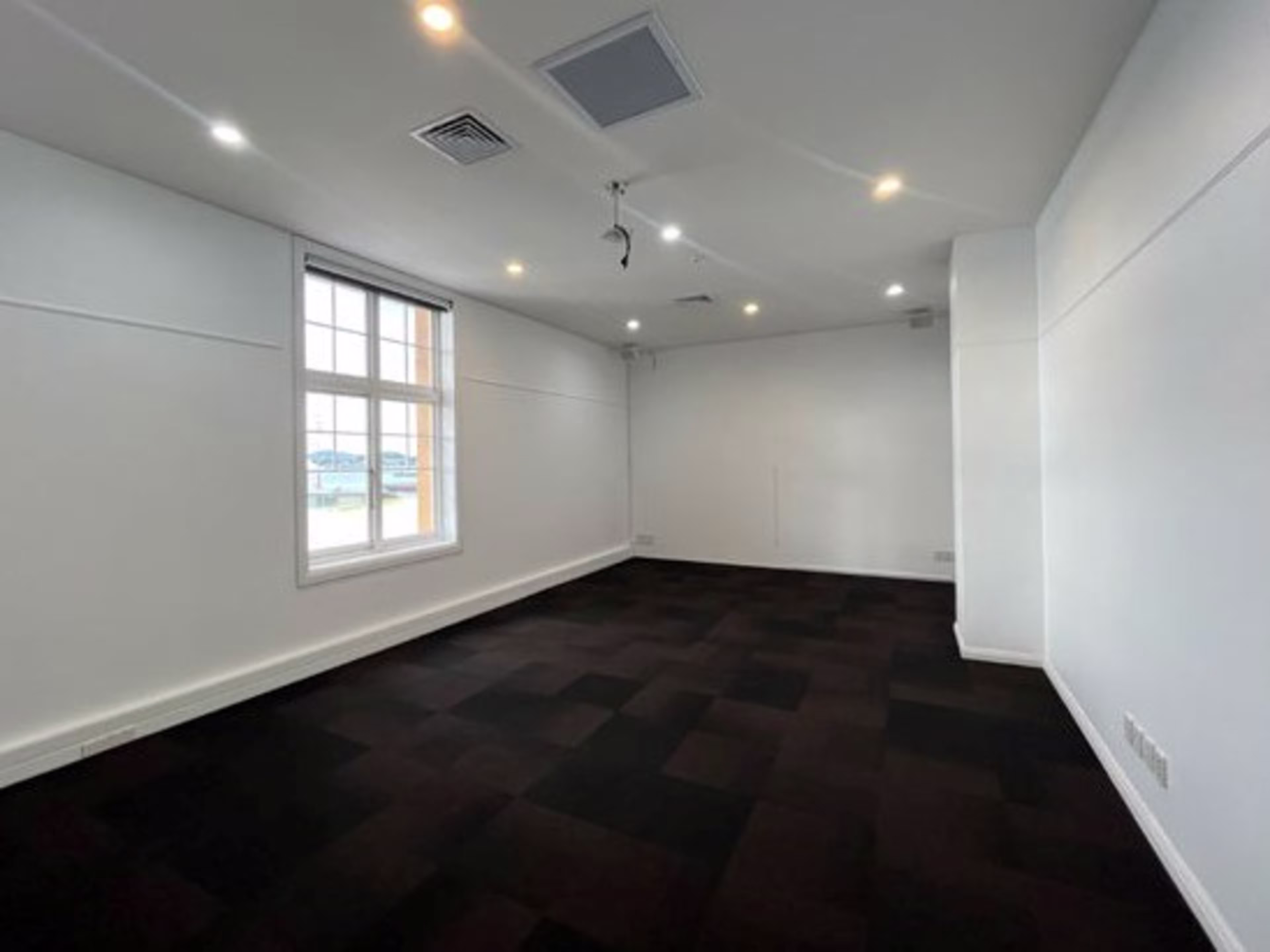 99 Quay Street
