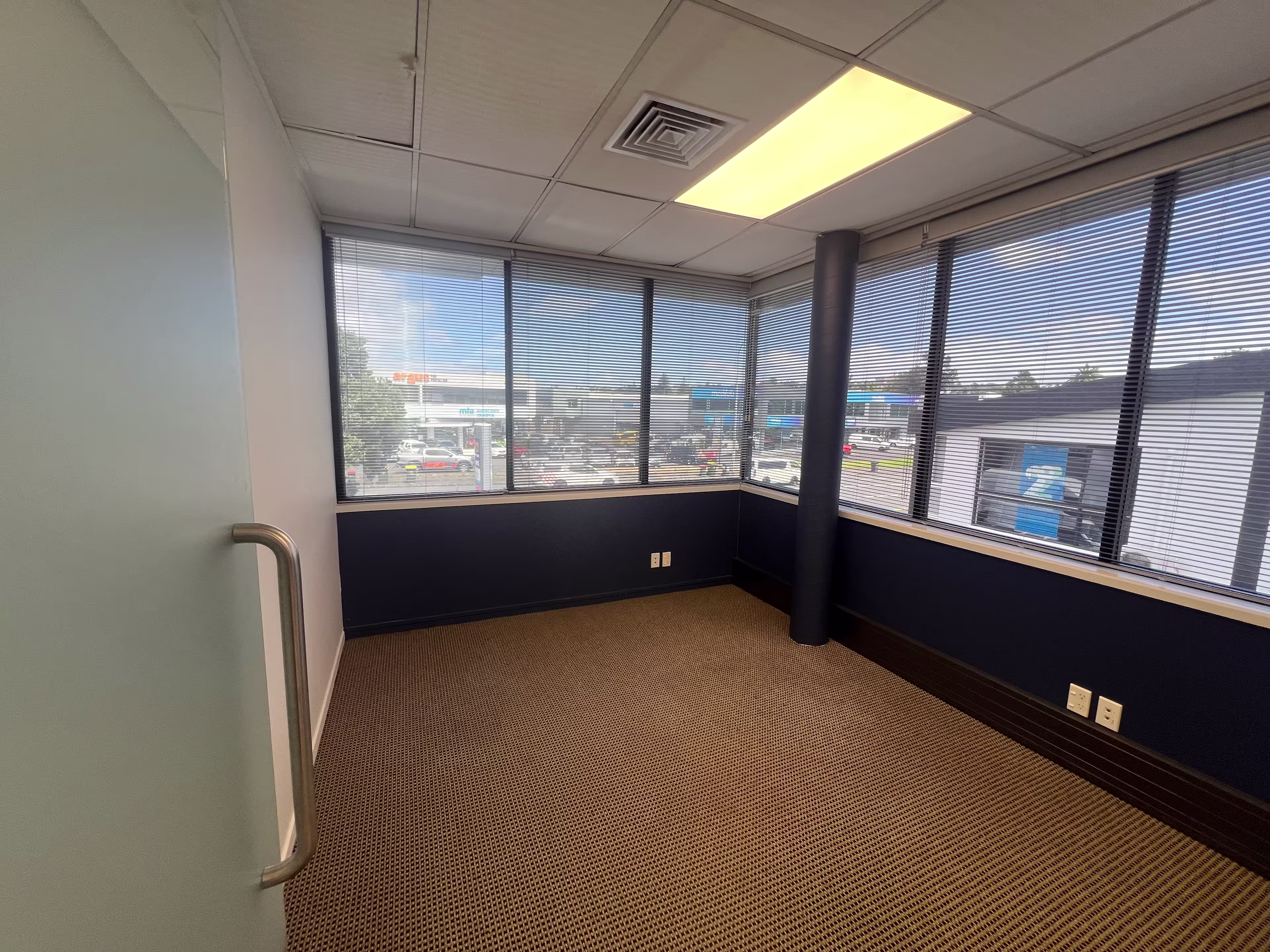 706 Great South Road