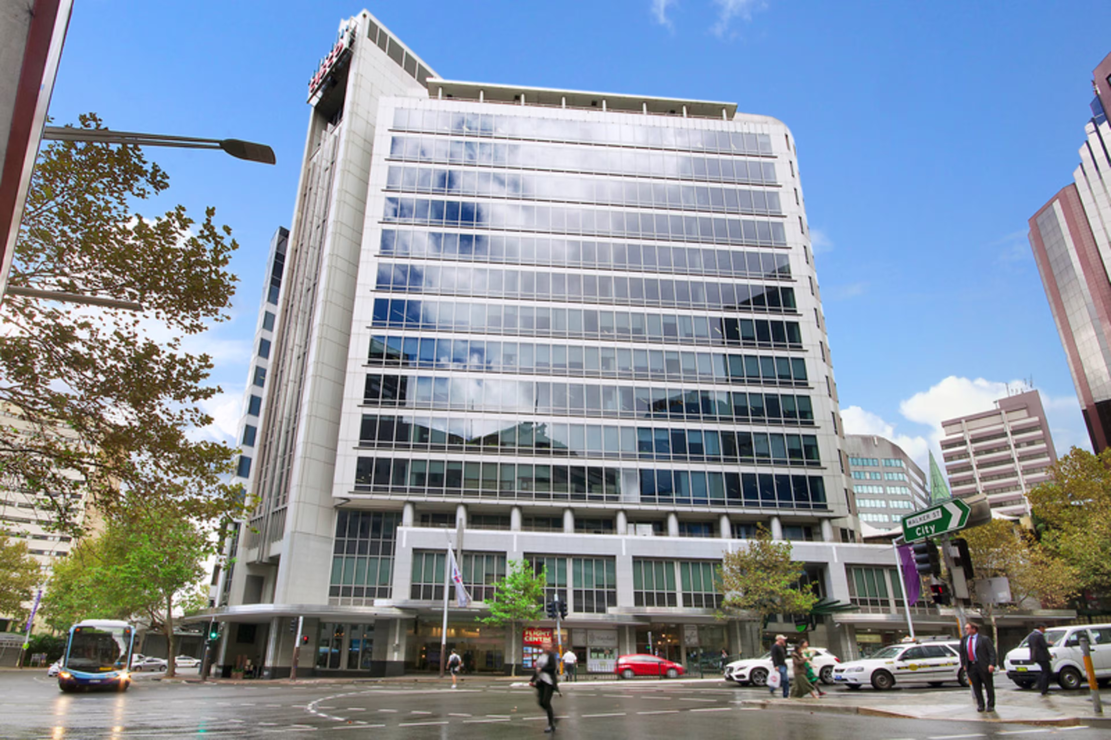 80 Pacific Highway