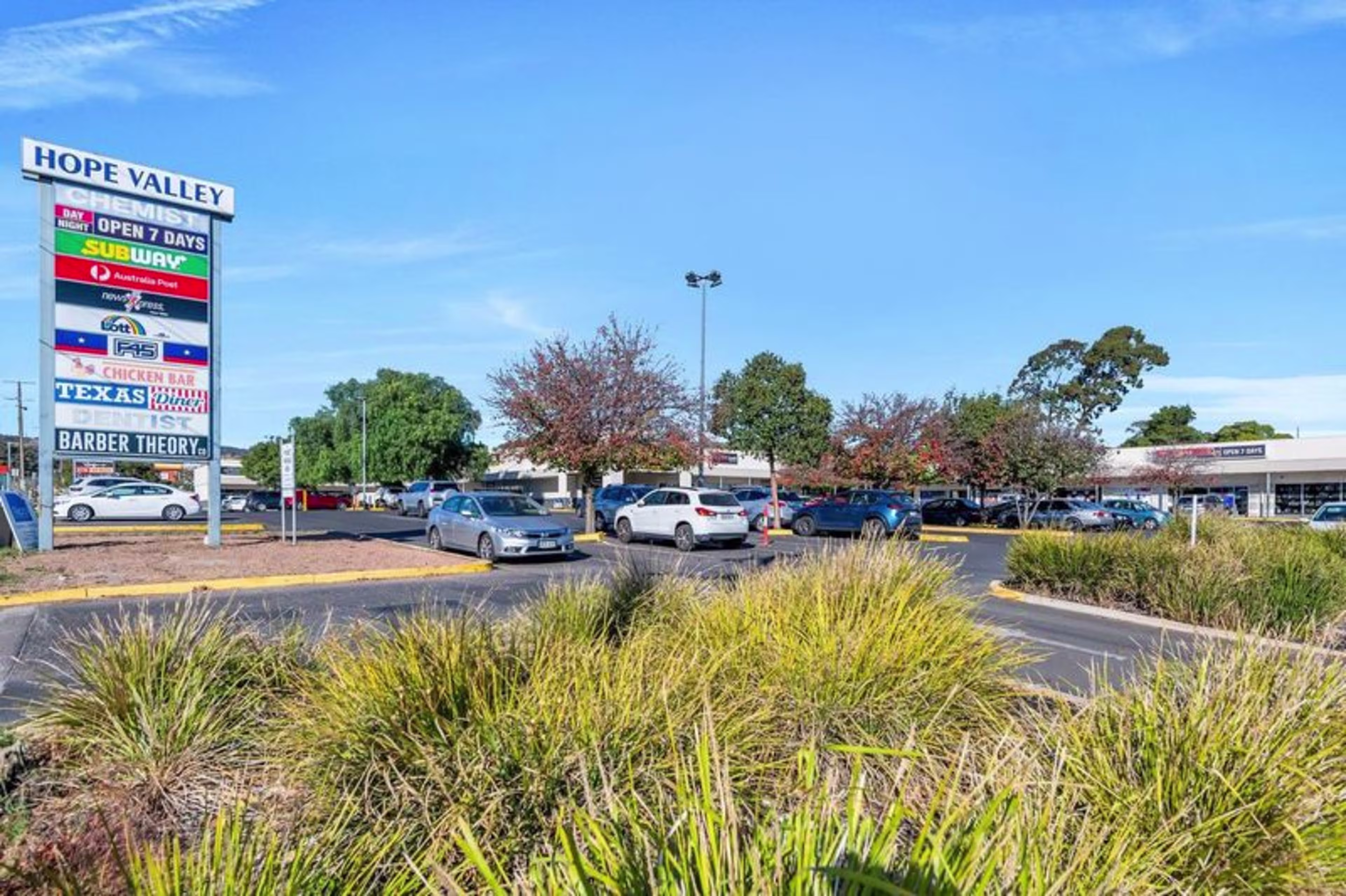 1220 - 1222 Grand Junction Road