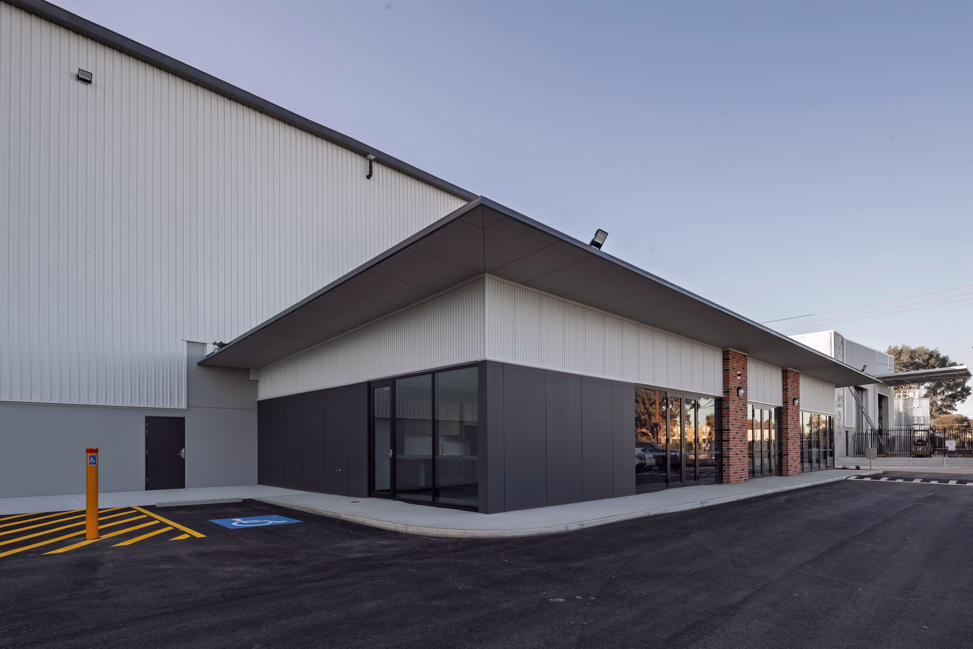 616 Torrens Road
