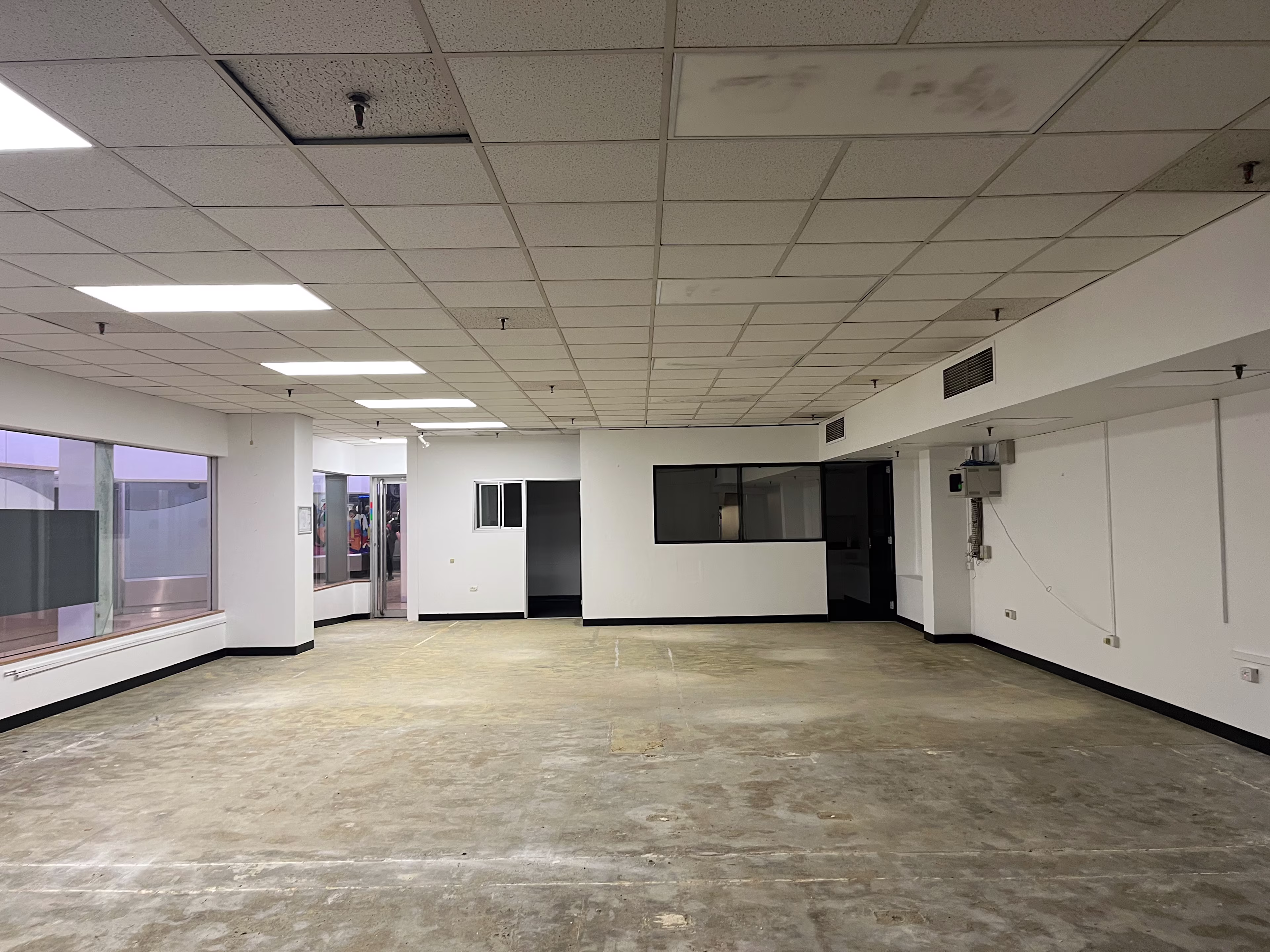 28 - 30 Hindley Street