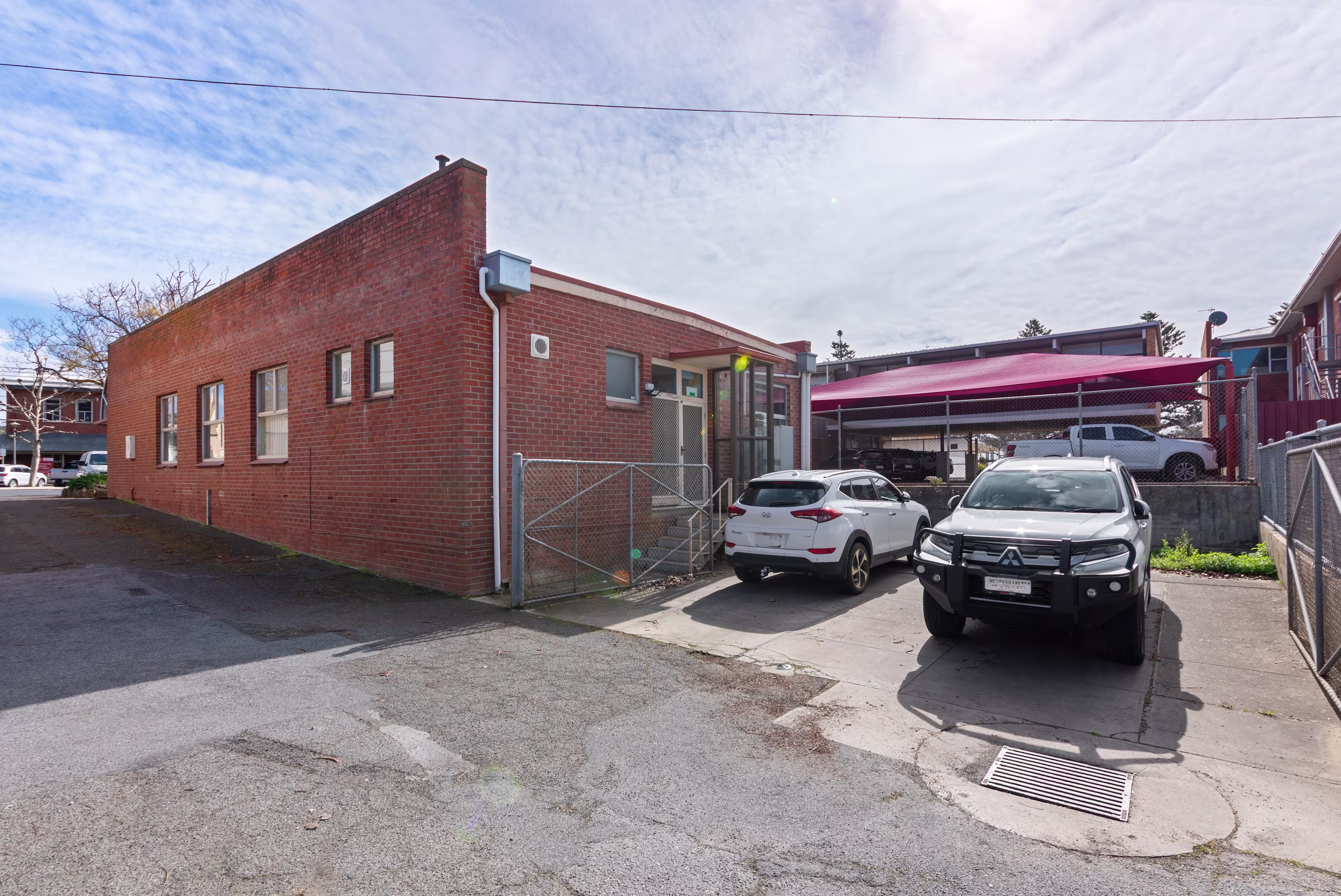 3 Adelaide Place