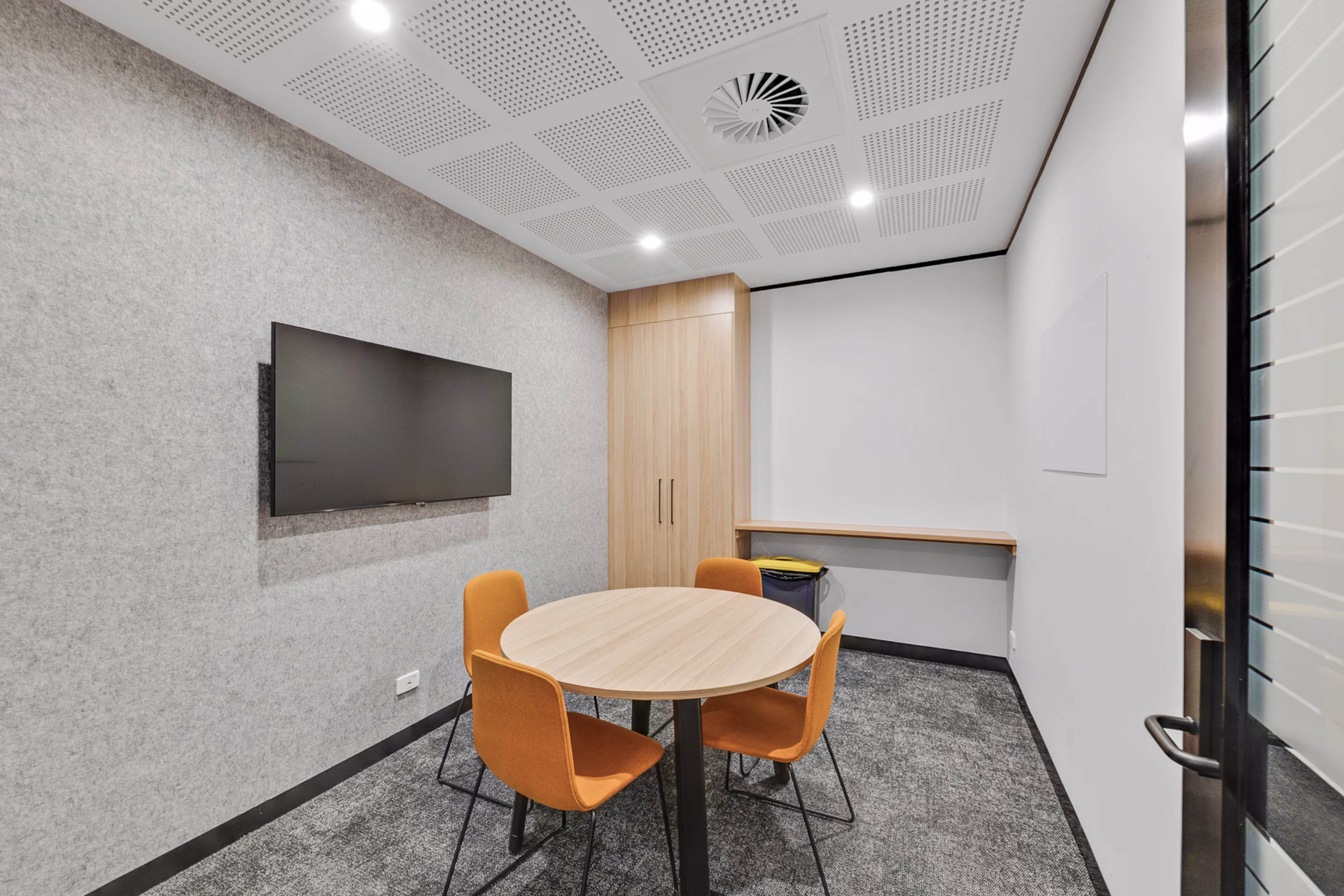 4 Brindabella Circuit