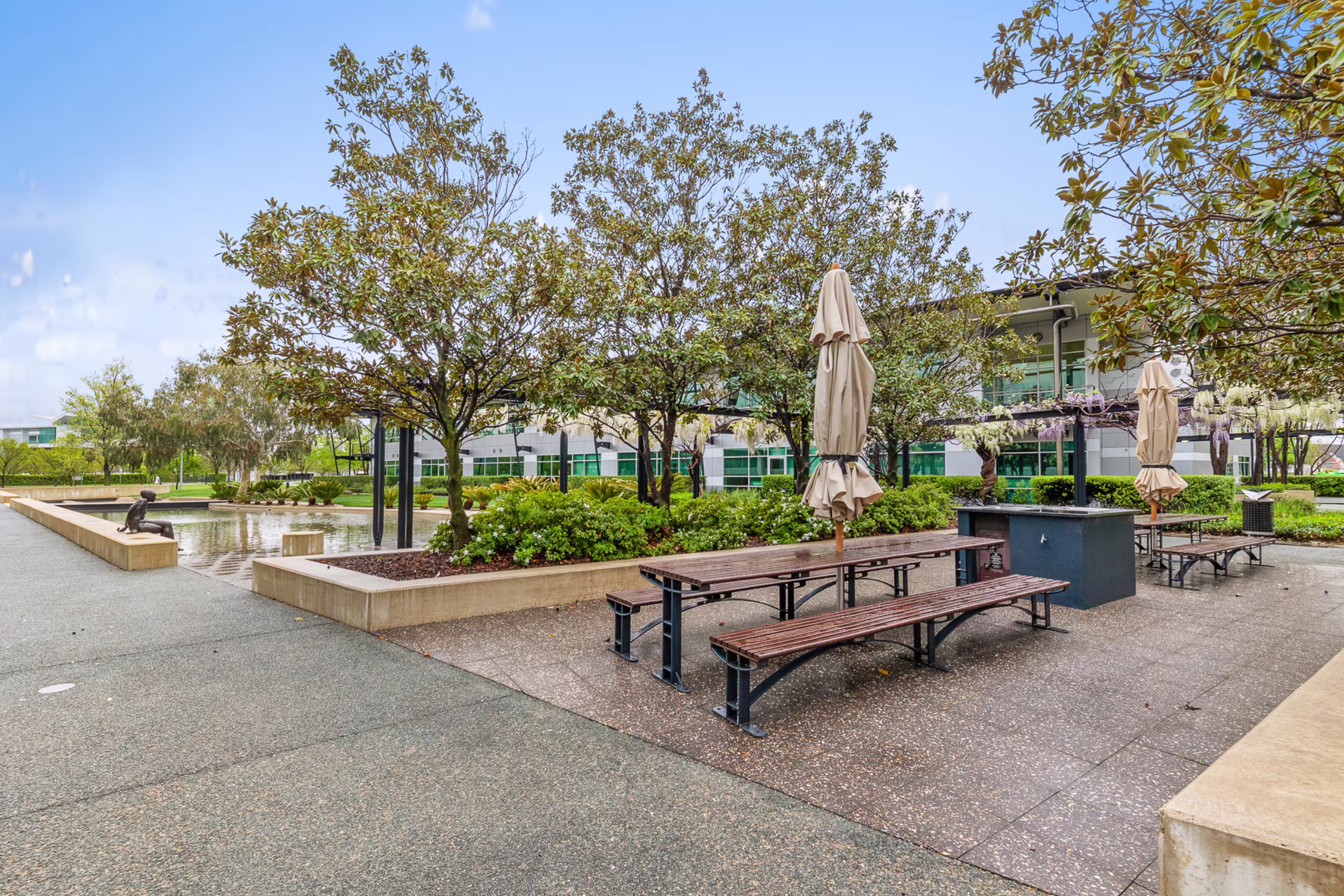 4 Brindabella Circuit