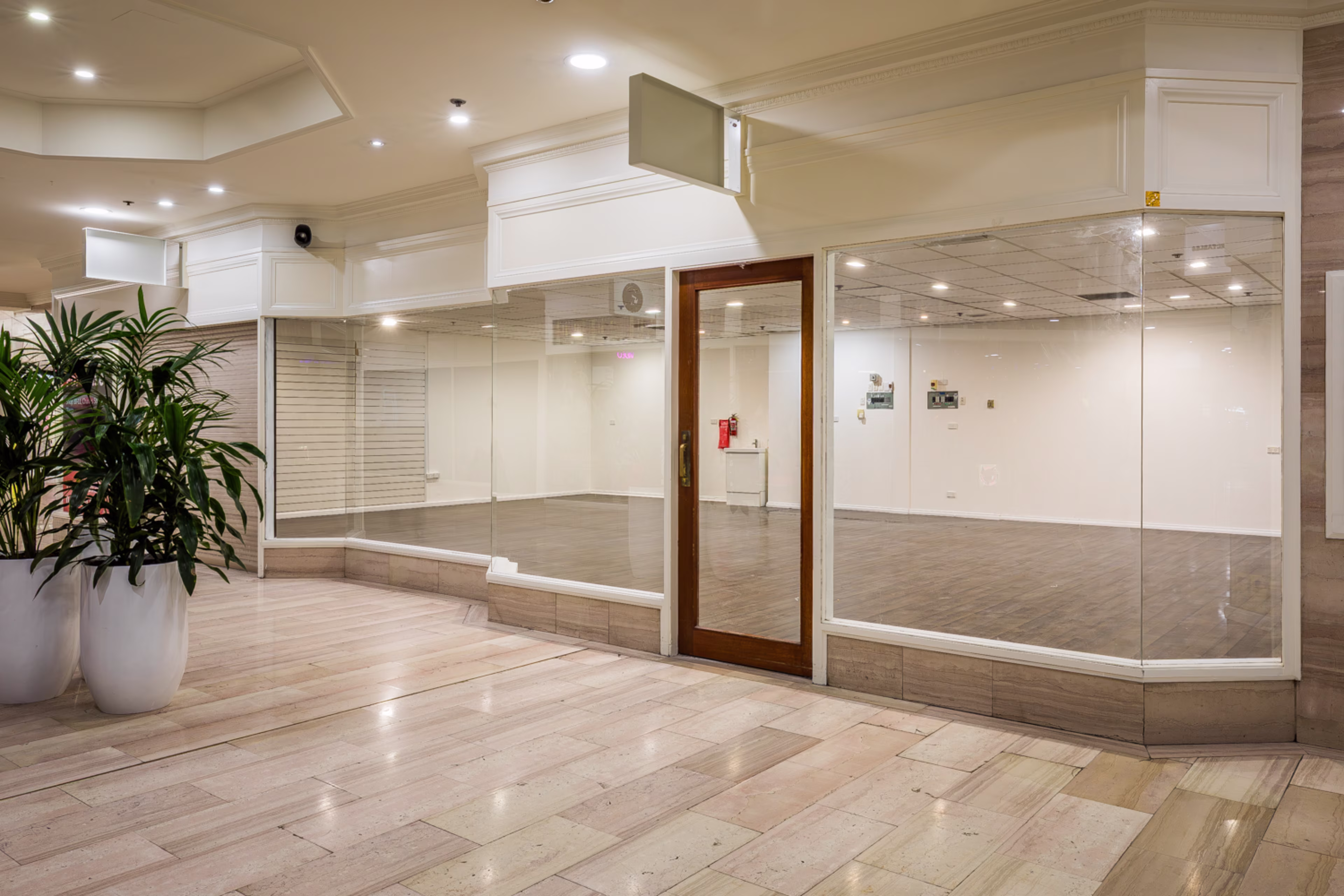 1 Charles Street Plaza