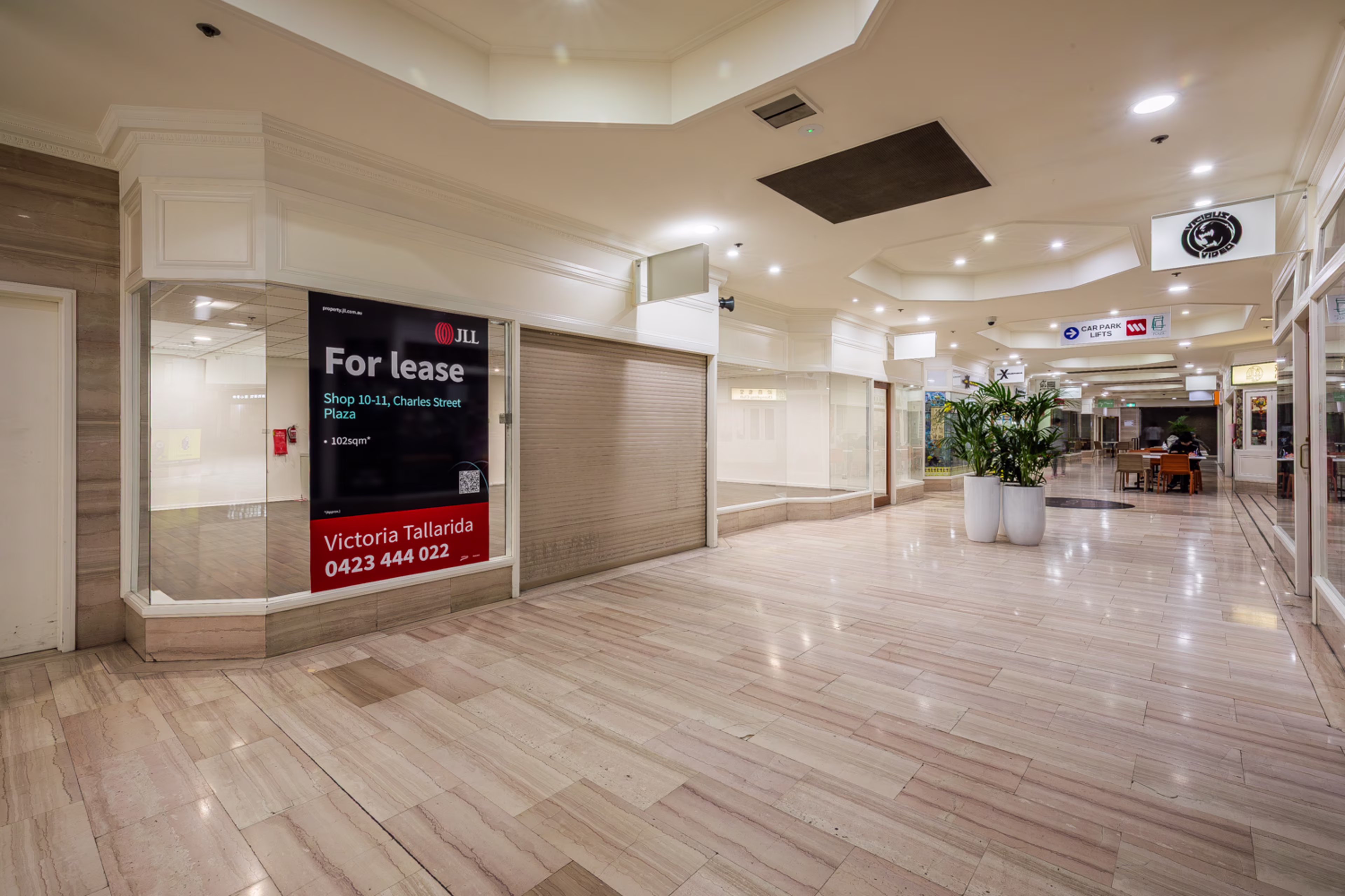 1 Charles Street Plaza