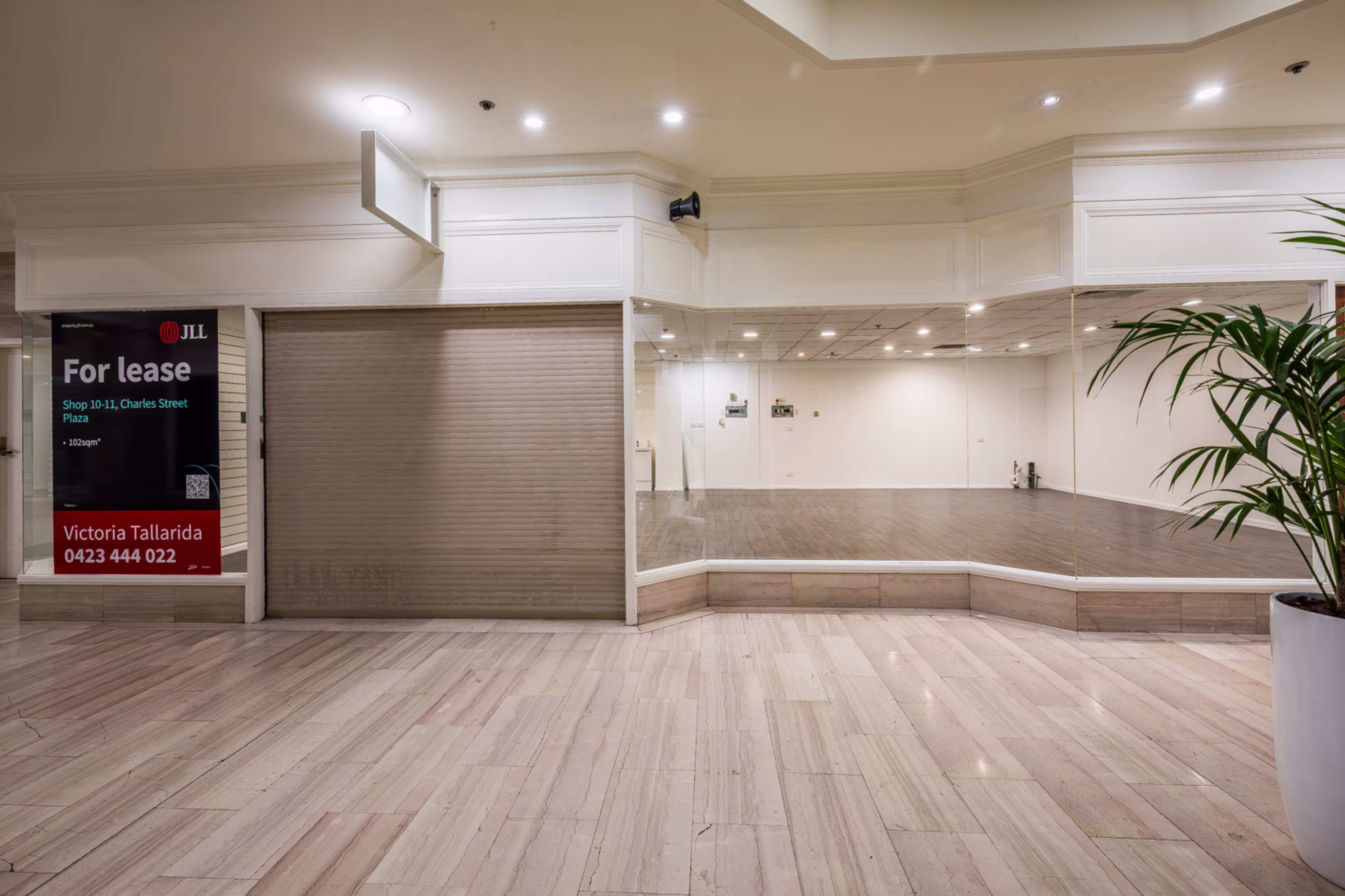 1 Charles Street Plaza