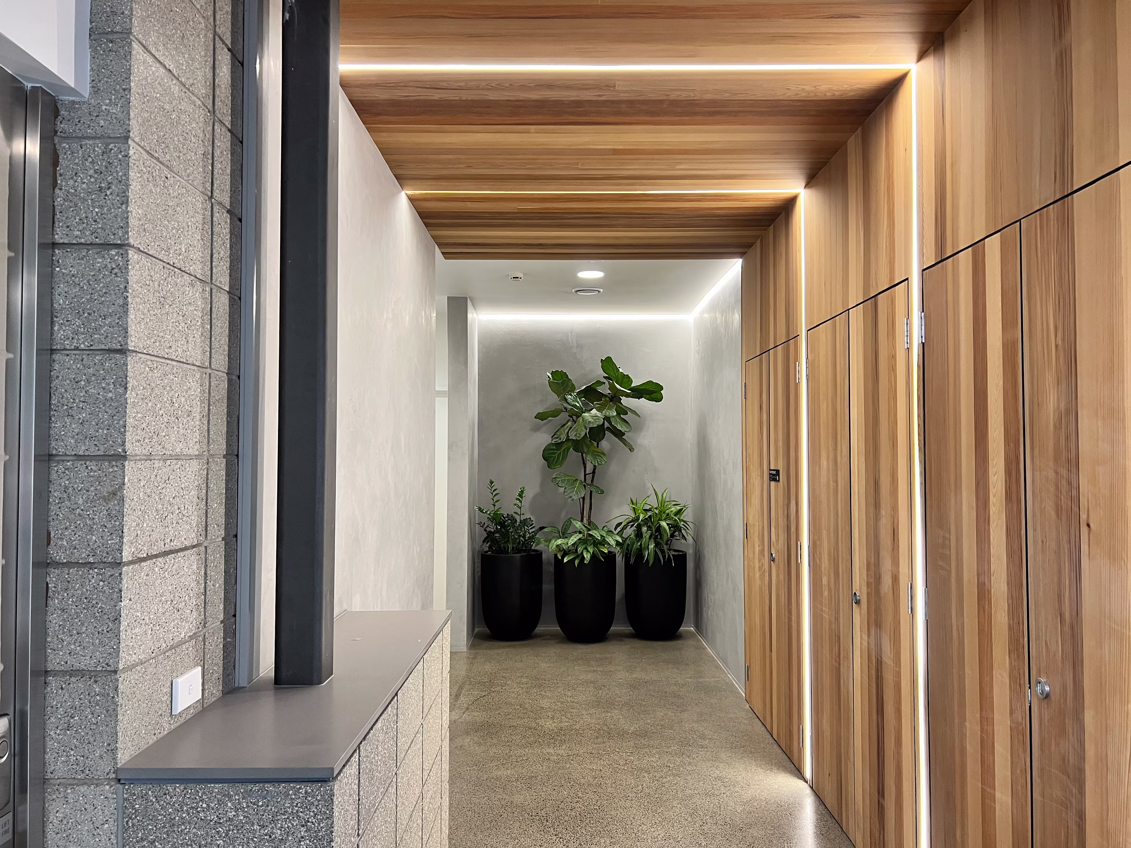 8 Business Parade South Parade