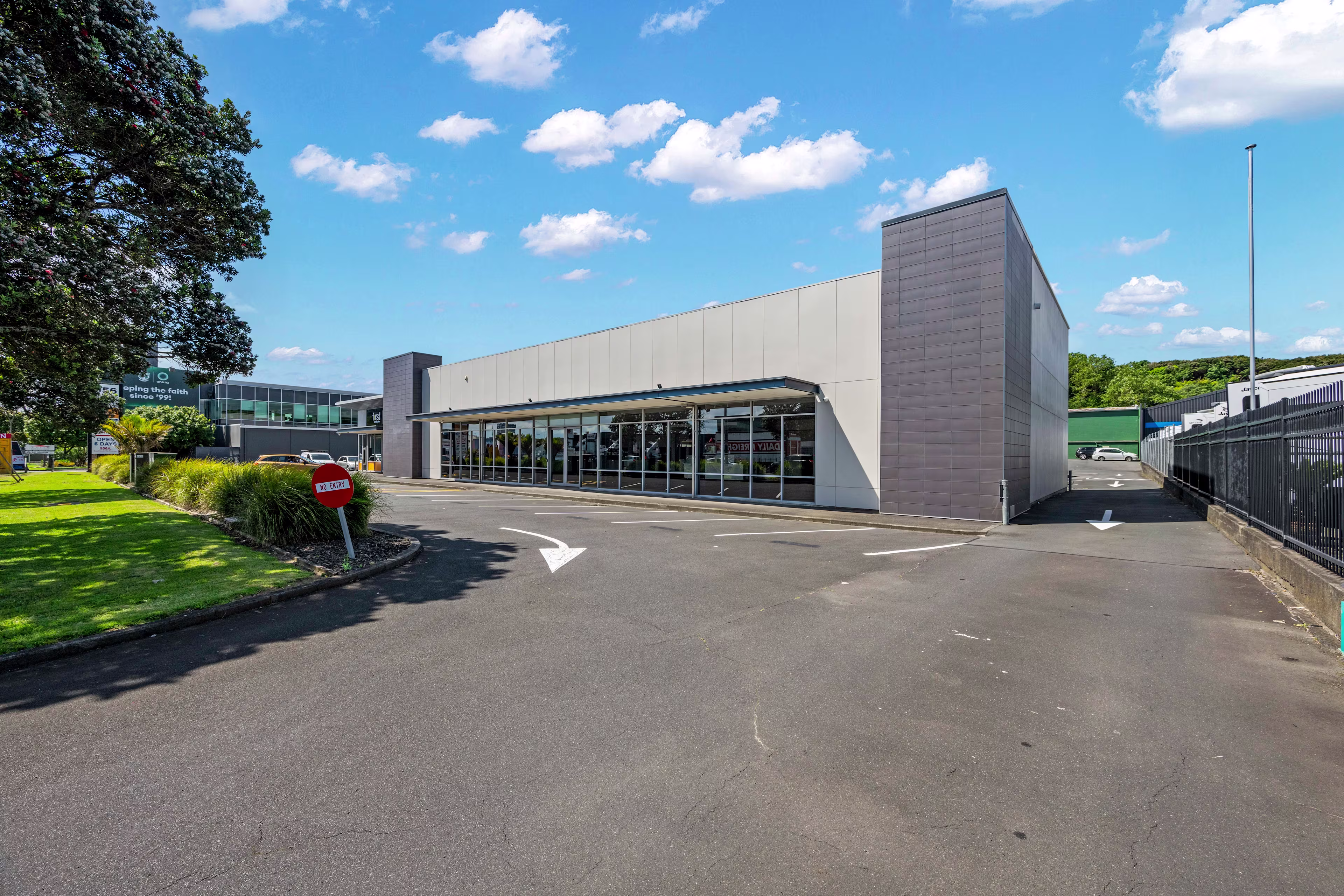 956 Great South Road