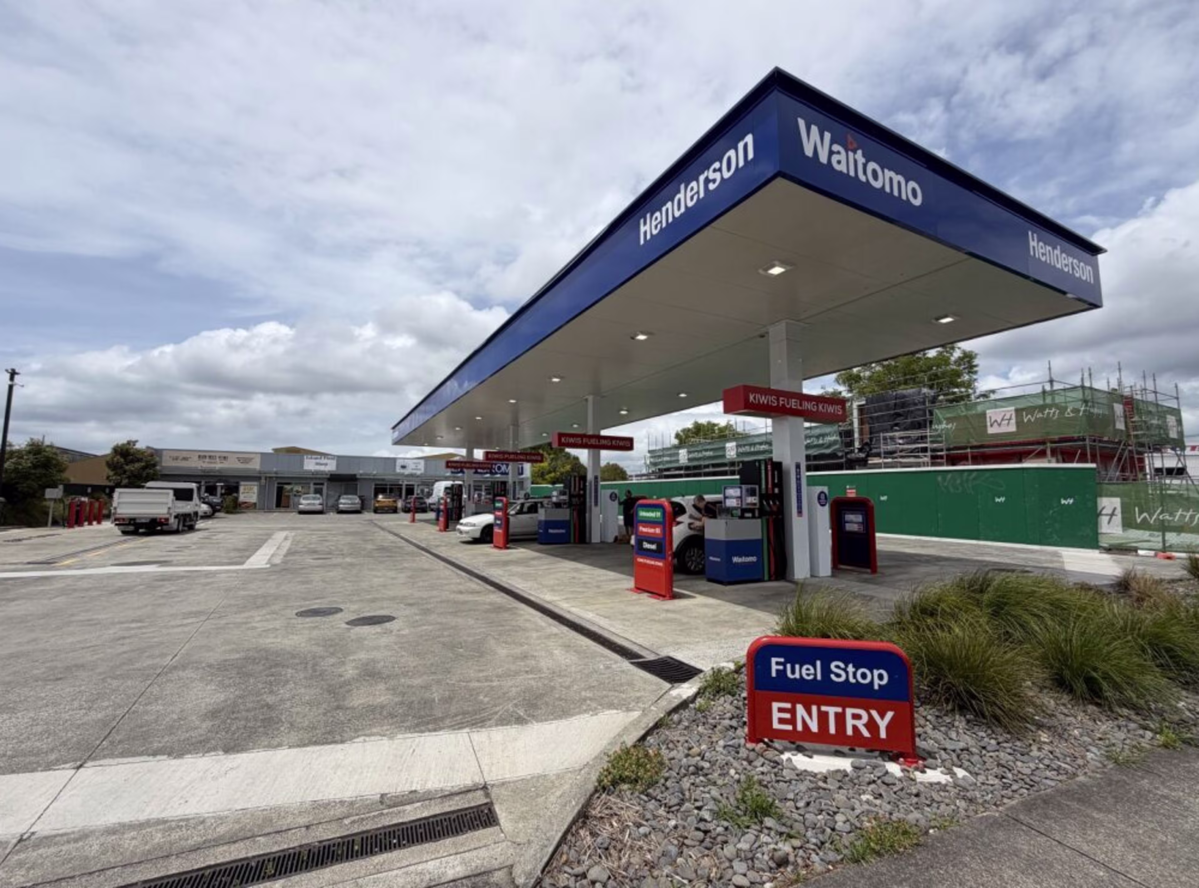 124 Henderson Valley Road