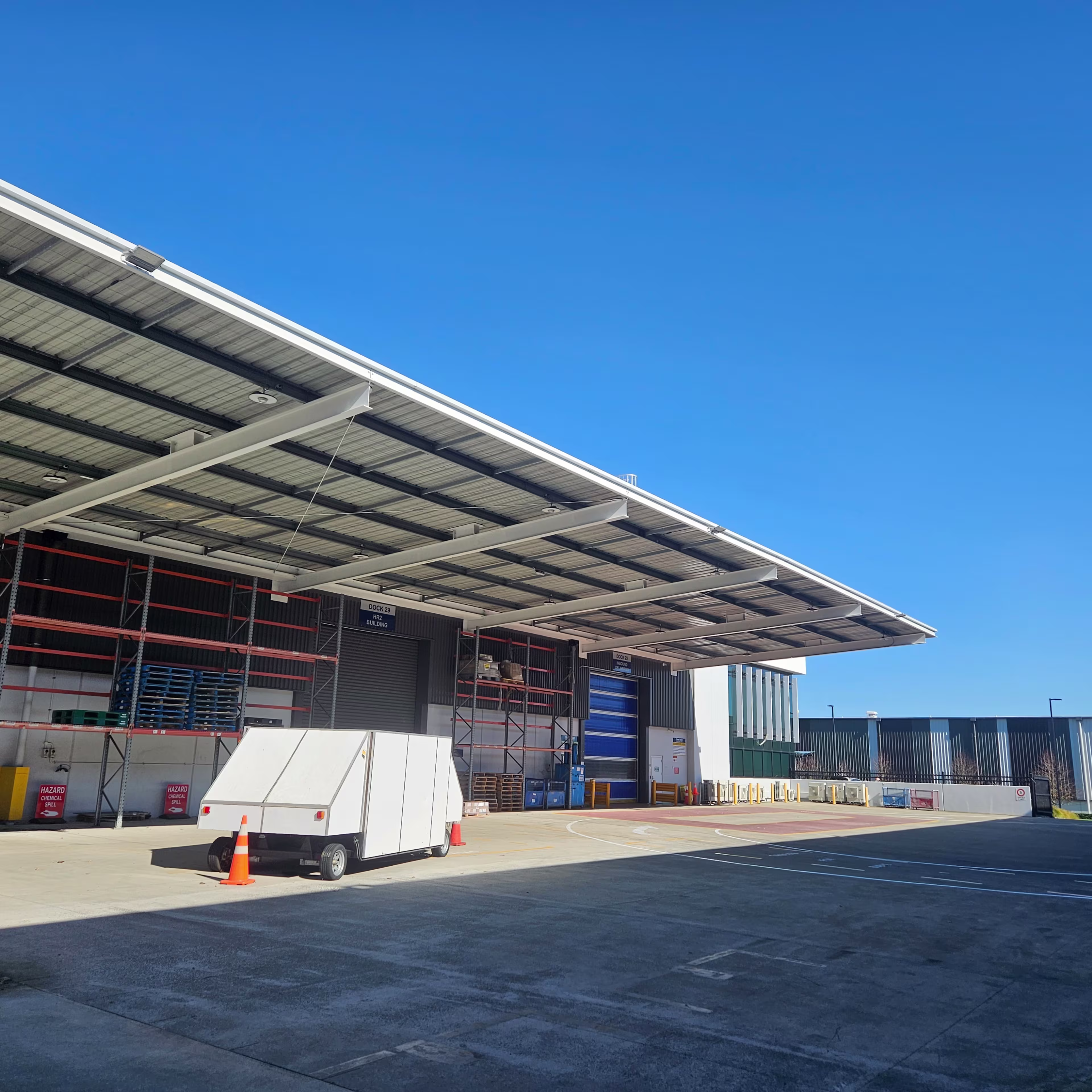 15 Business Parade North Parade