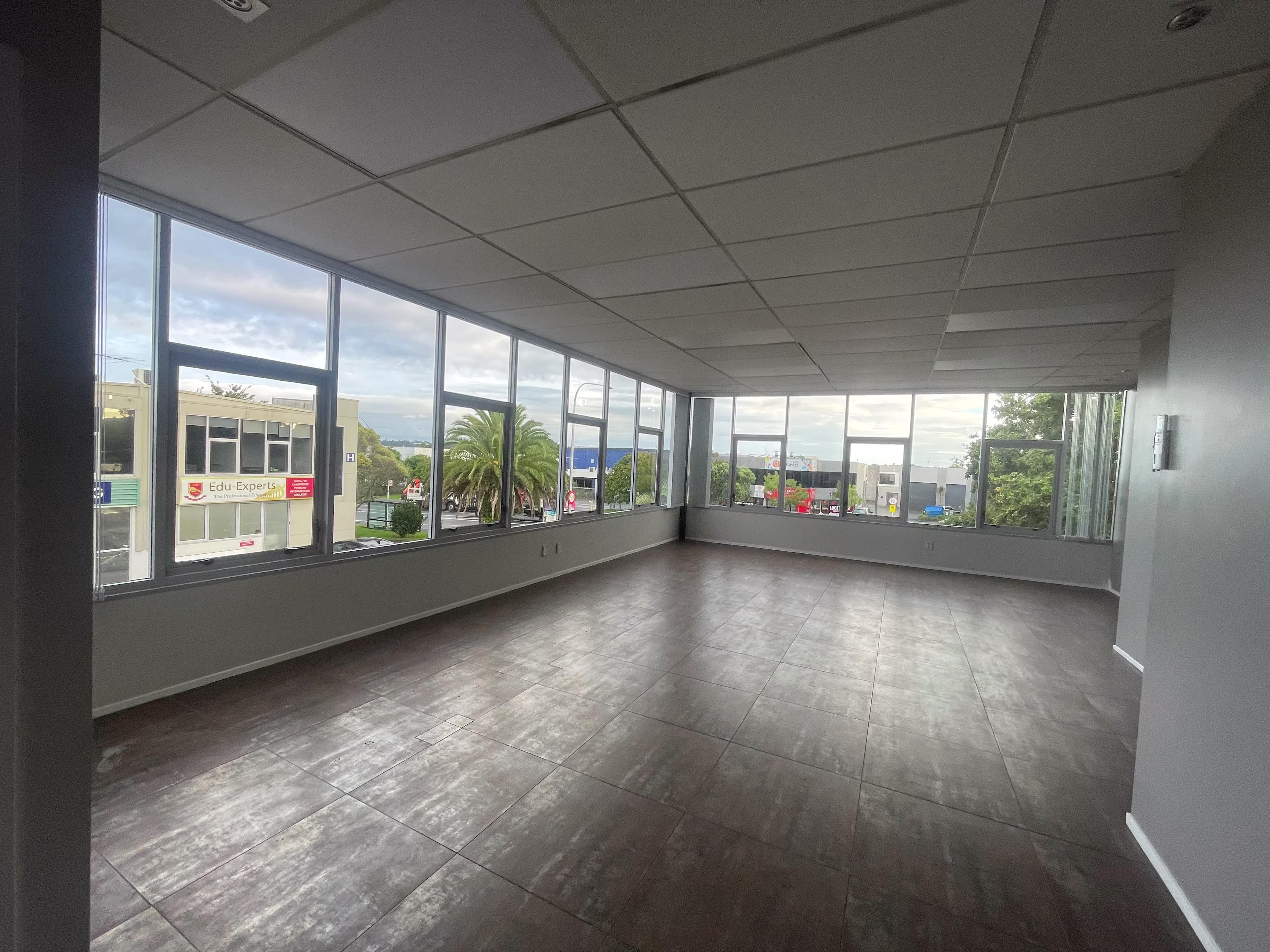 4 William Pickering Drive