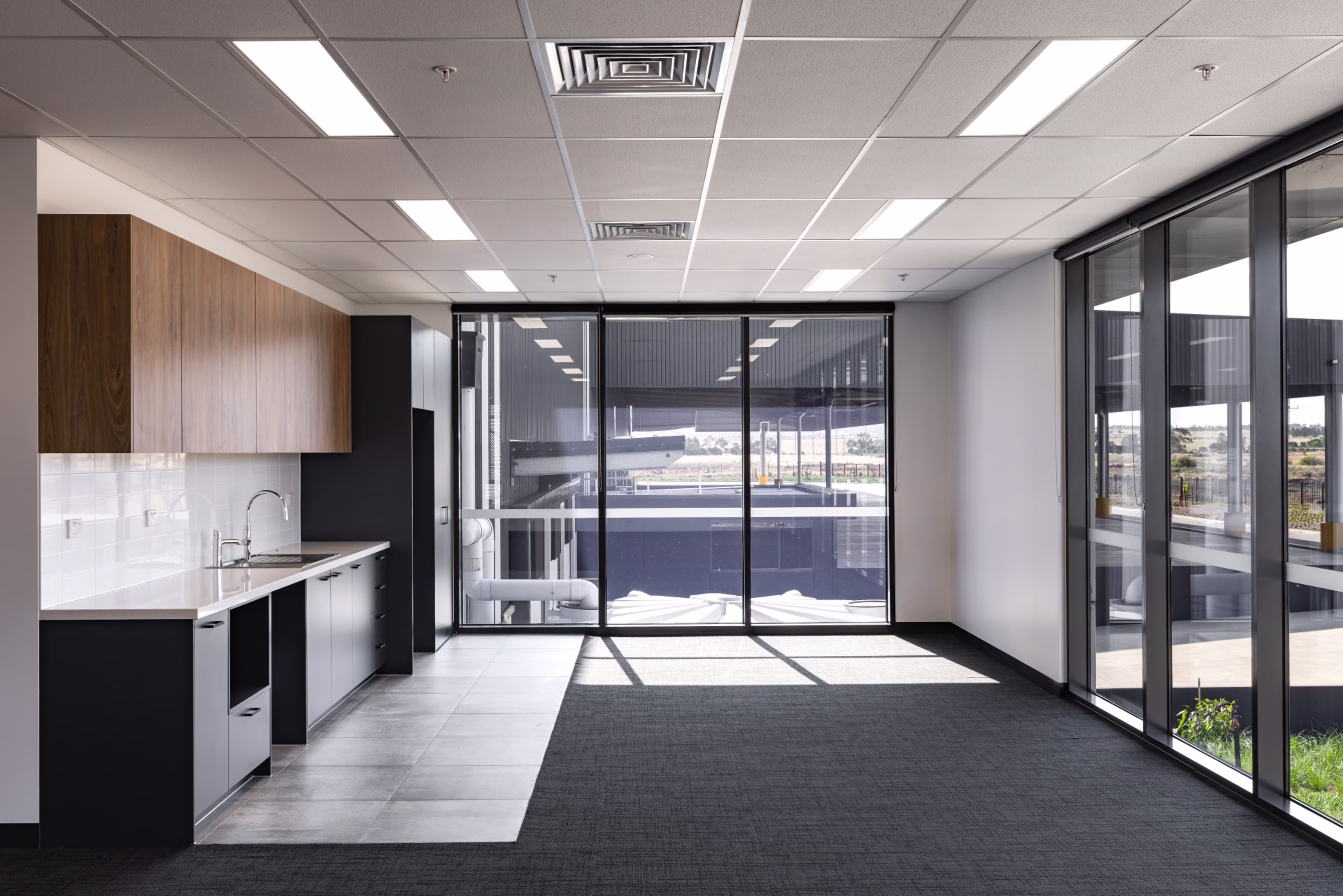 WH1A, 535-601 Troups Road