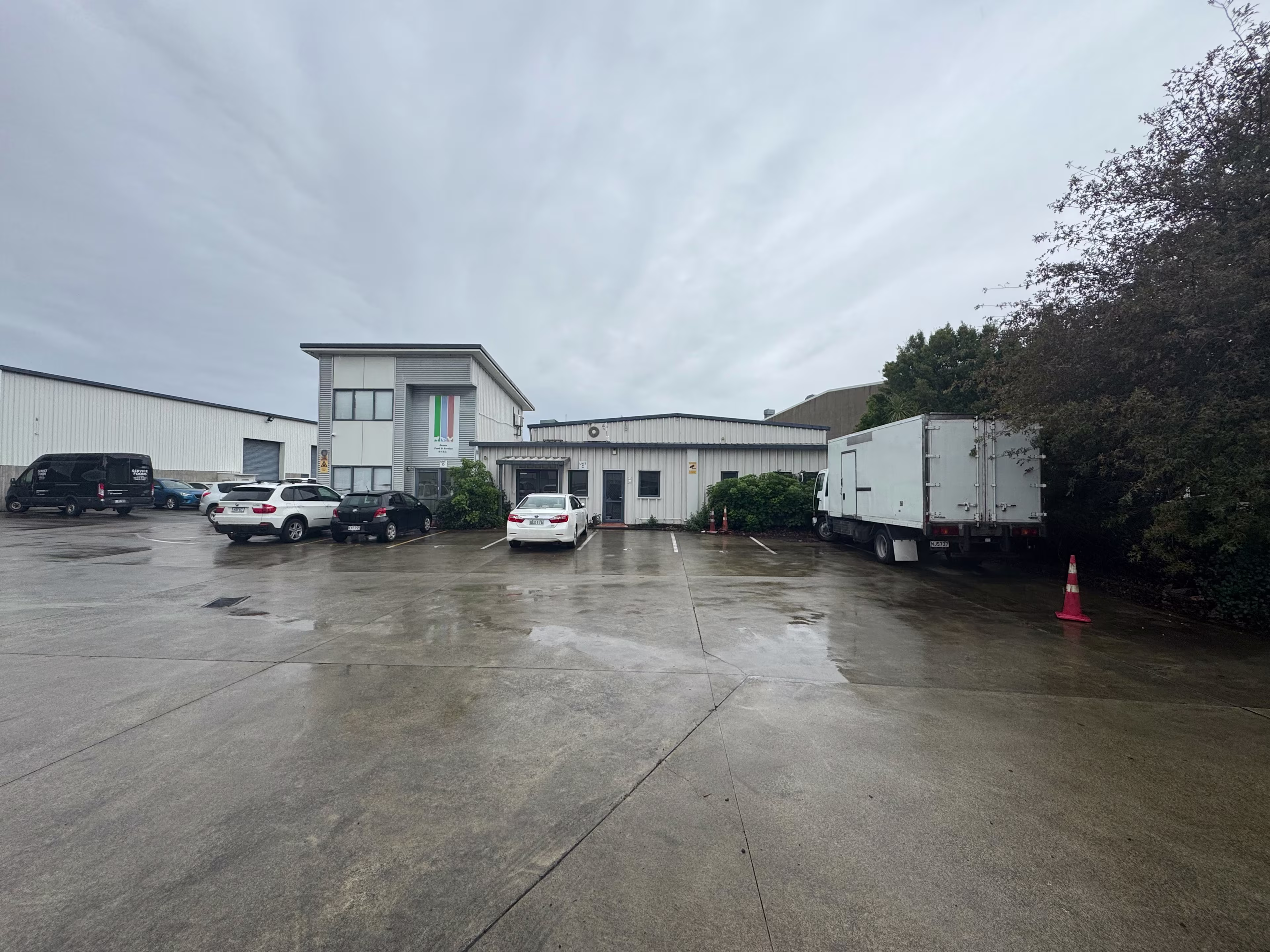 18 Aerovista Place