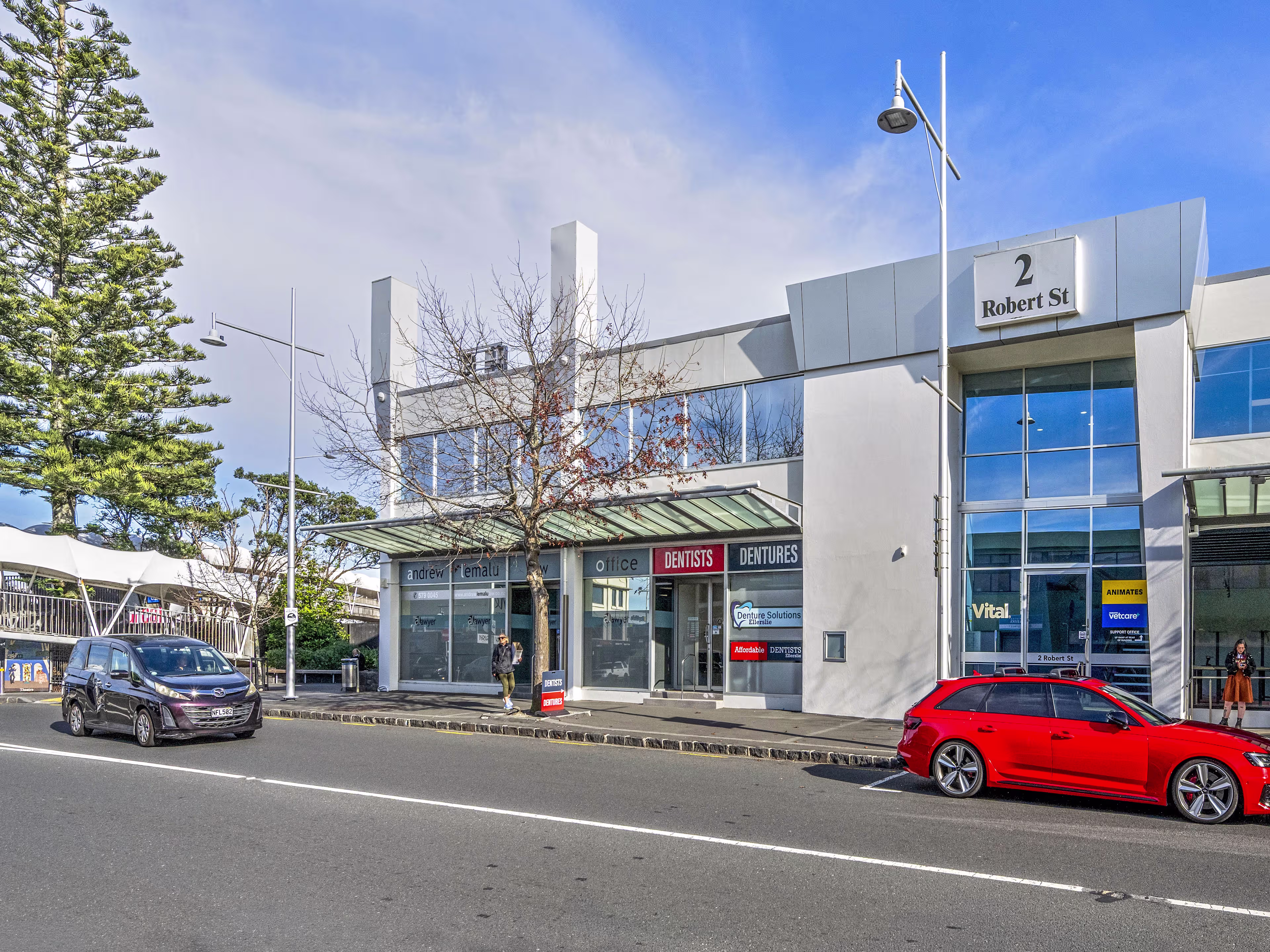 2 Robert Street
