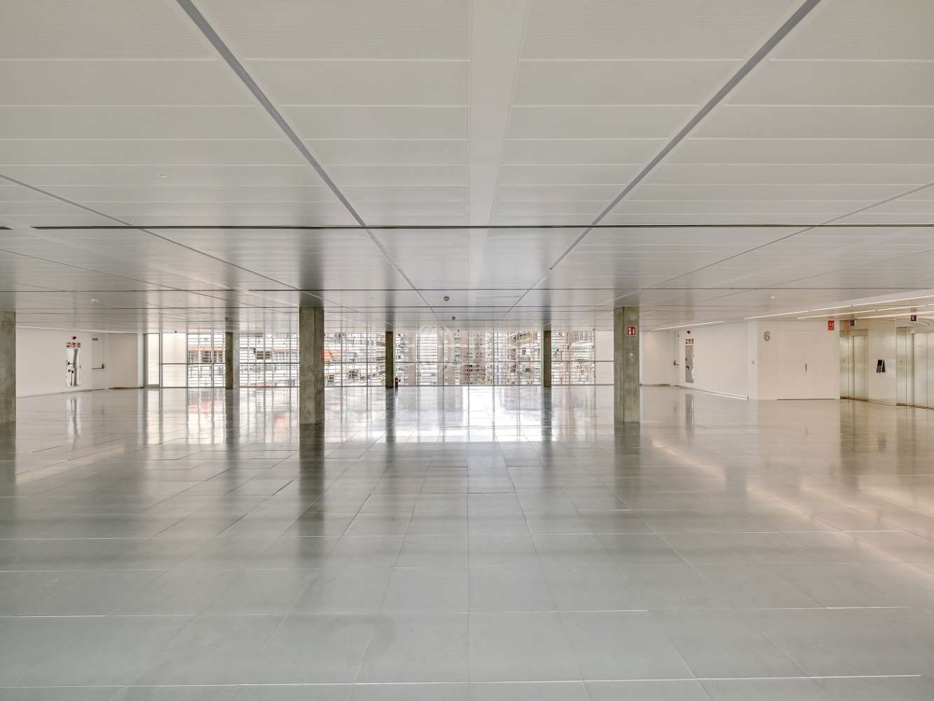Office Madrid, 28020 - Discovery building
