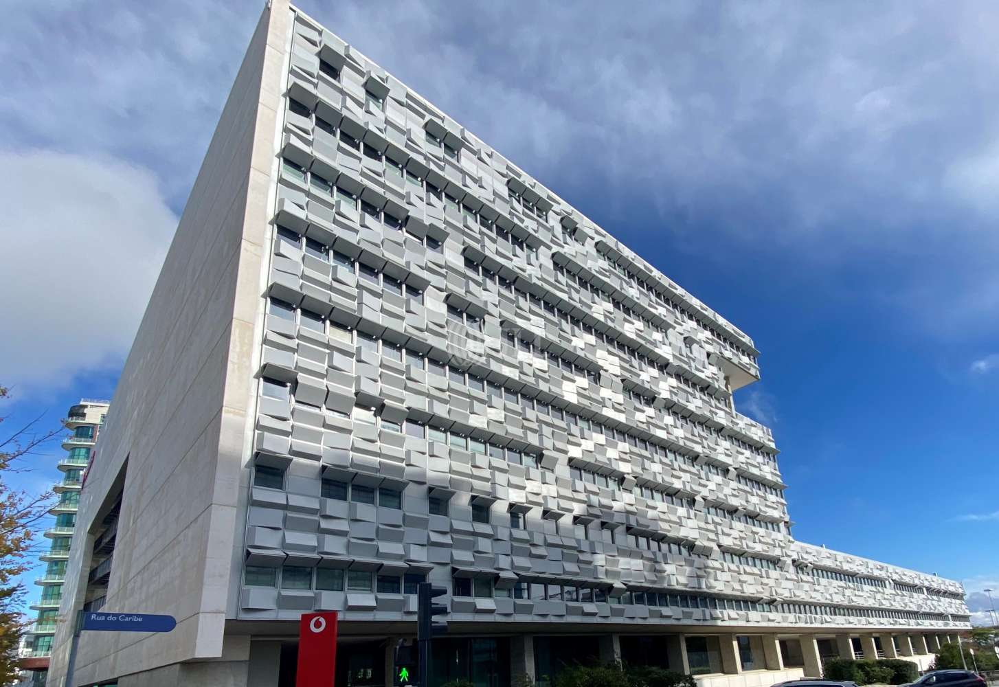 Escritórios Lisboa, 1998-017 - Edifício Vodafone