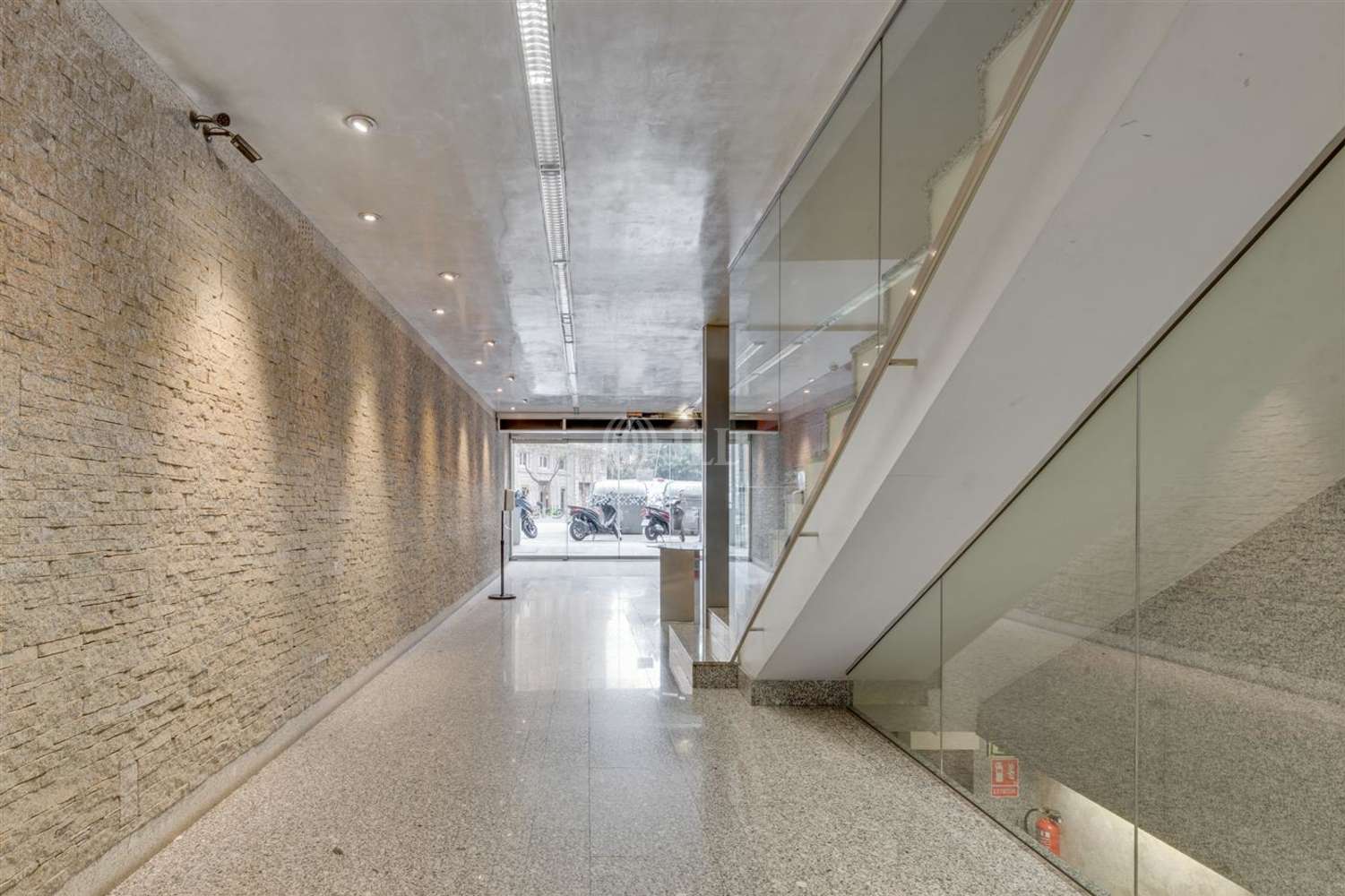 Oficina Barcelona, 8021 - Beethoven 15