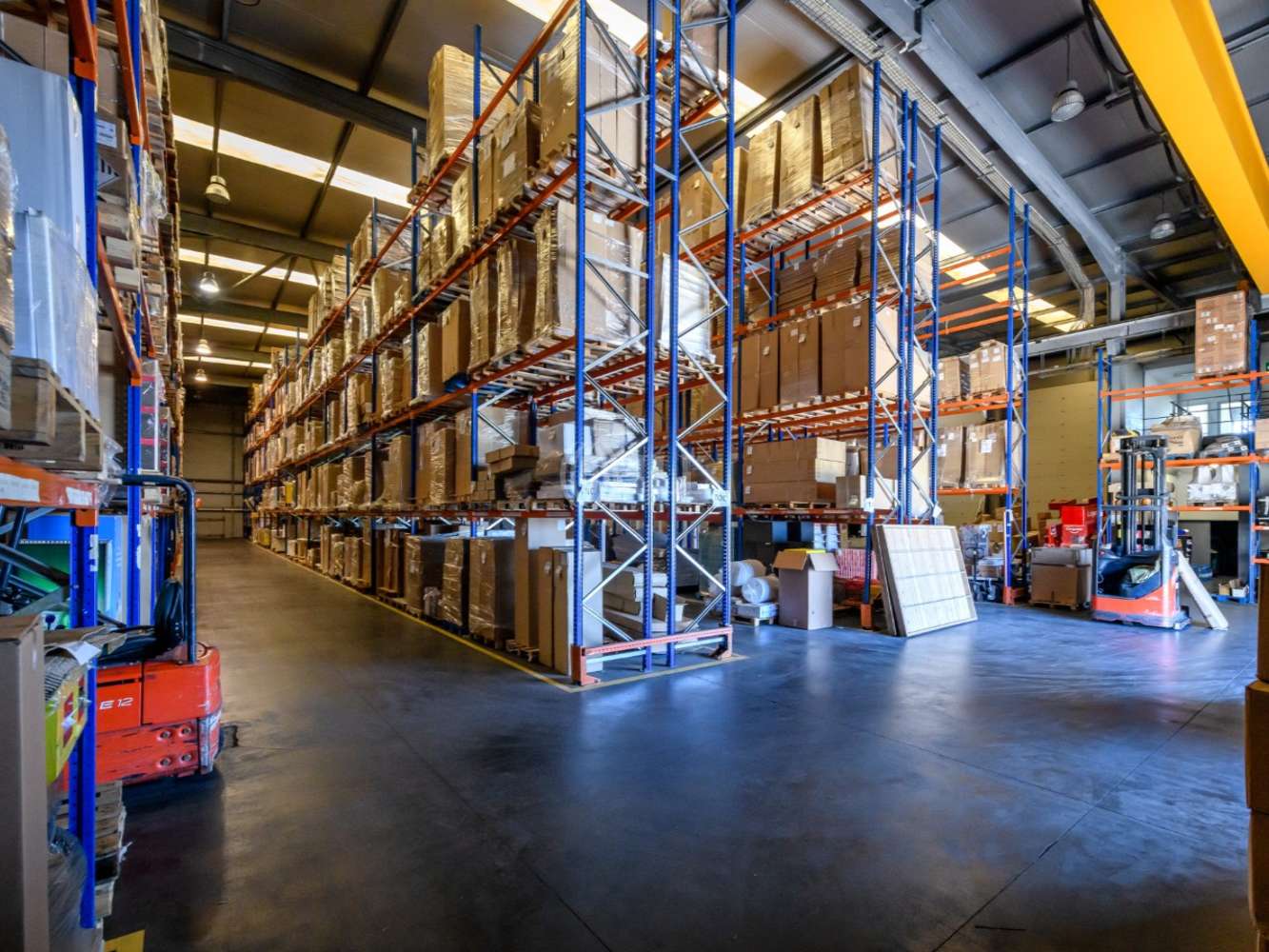 Industrial Vila franca de xira - Armazém com Escritórios Castanheira do Ribatejo