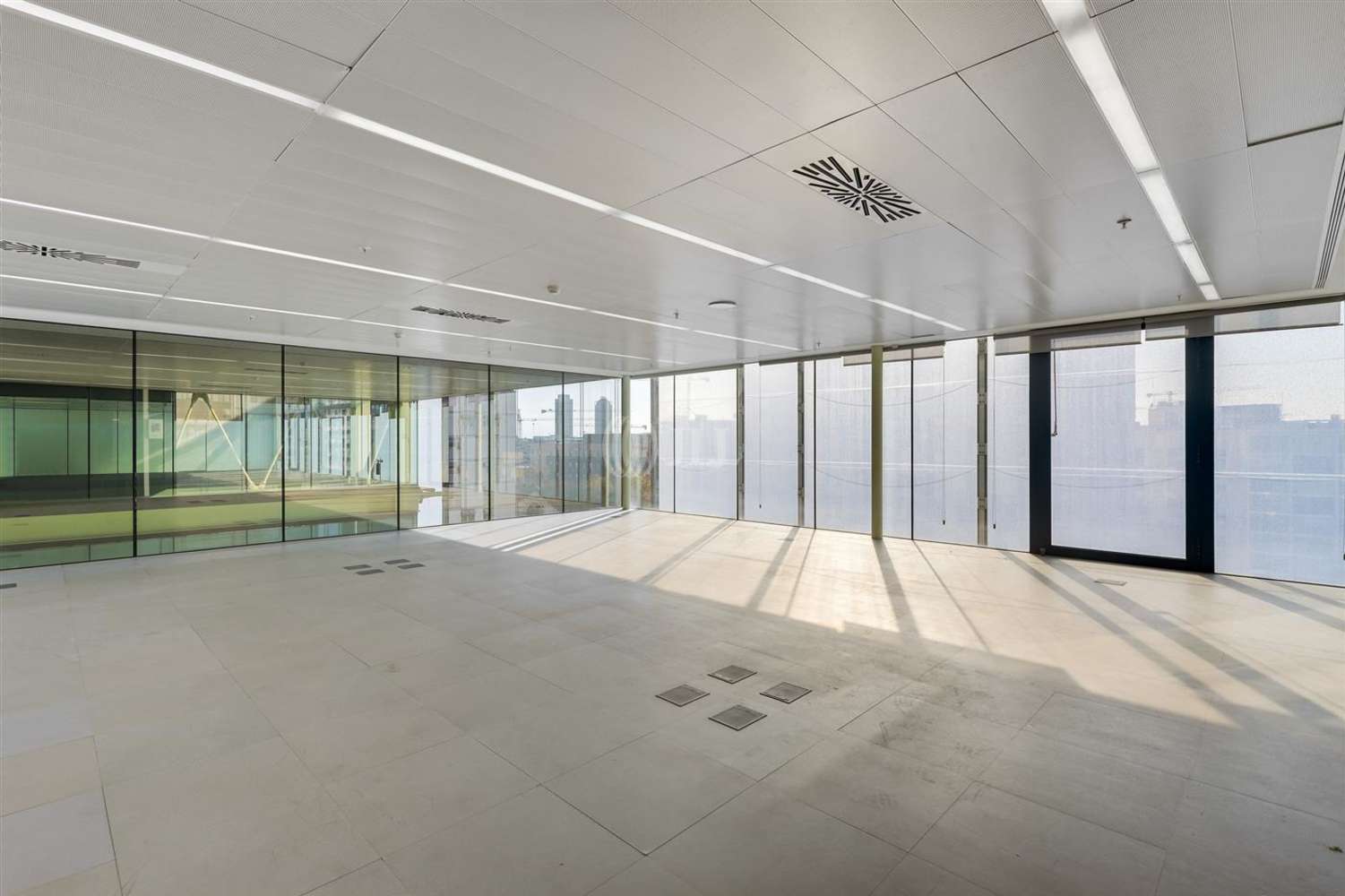 Oficina Barcelona, 08018 - Mediatic
