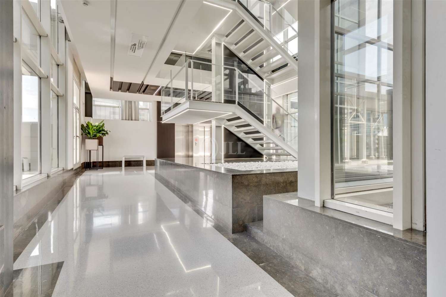 Office Barcelona, 08018 - Gran Via de les Corts Catalanes 866-872