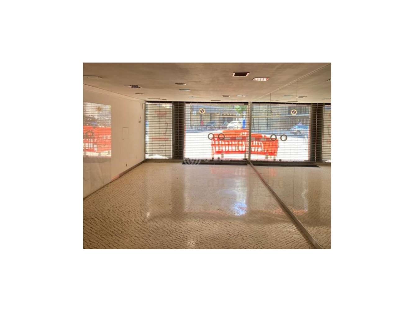 Retail Lisboa - Avenida Casal Ribeiro 46 | Avenidas Novas