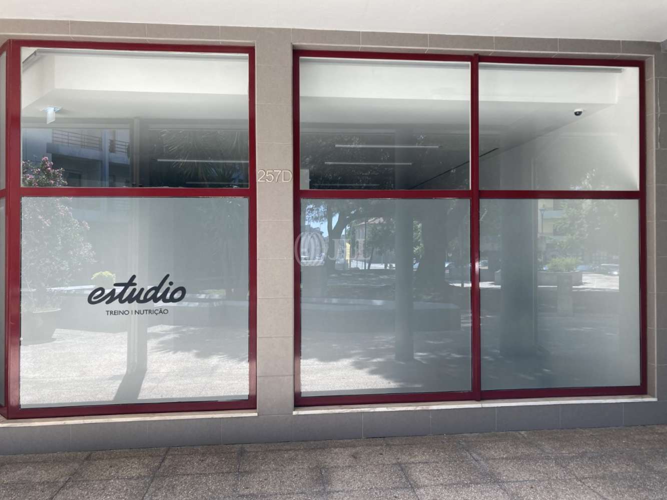 Retail Porto - Loja Pinheiro Manso - 138 m2