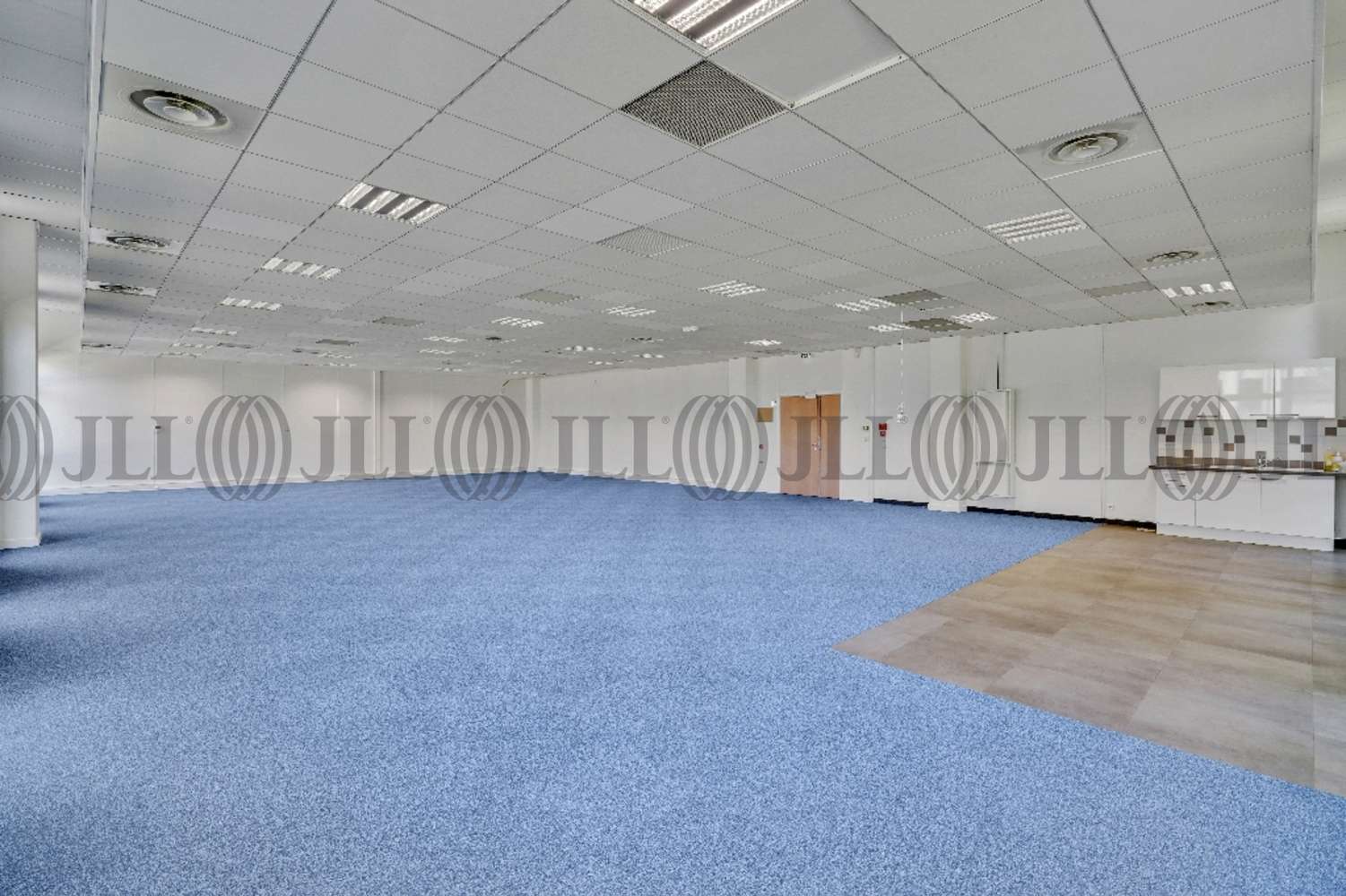 Bureaux Elancourt, 78990 - OMEGA PARC - BATIMENT 3