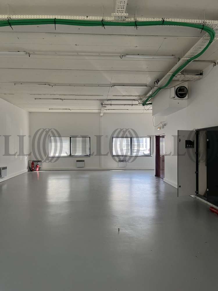 Activités/entrepôt Palaiseau, 91120 - 86-94 RUE GUTENBERG