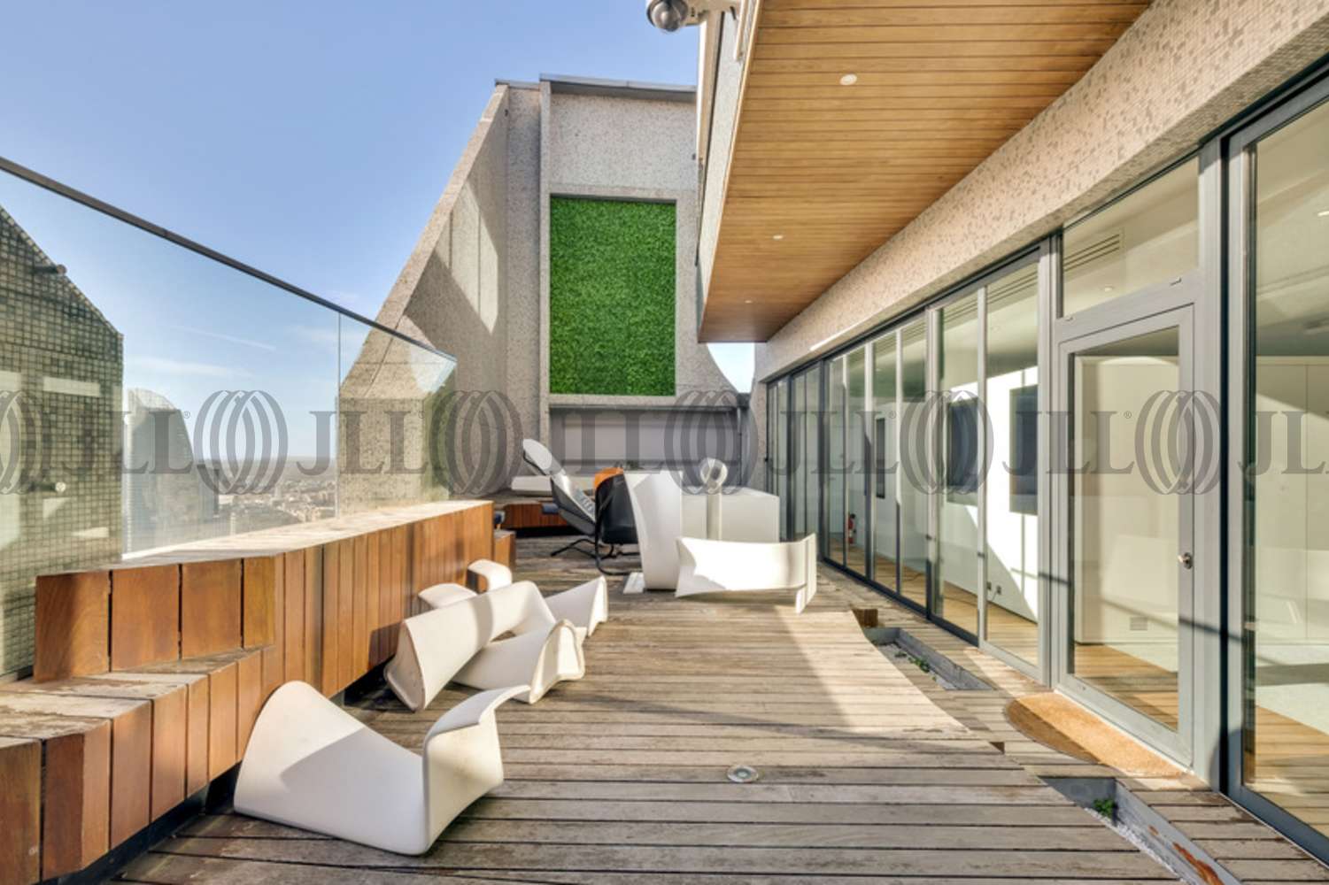 Bureaux Courbevoie, 92400 - TOUR CIEL (POISSONS)
