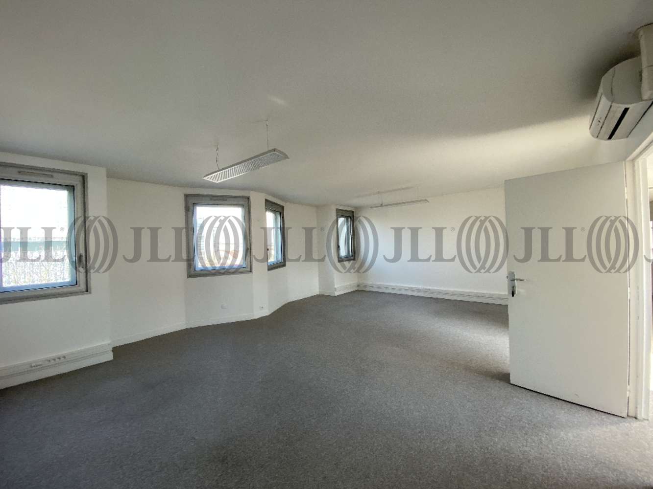 Bureaux Le kremlin bicetre, 94270 - 2-4 BOULEVARD DU GENERAL DE GAULLE
