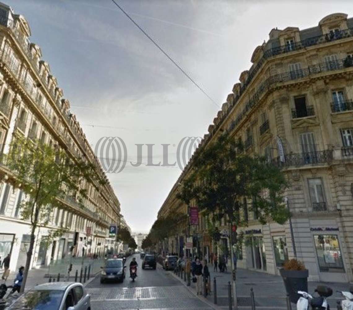 Commerces Marseille, 13001 -  RUE DE LA REPUBLIQUE