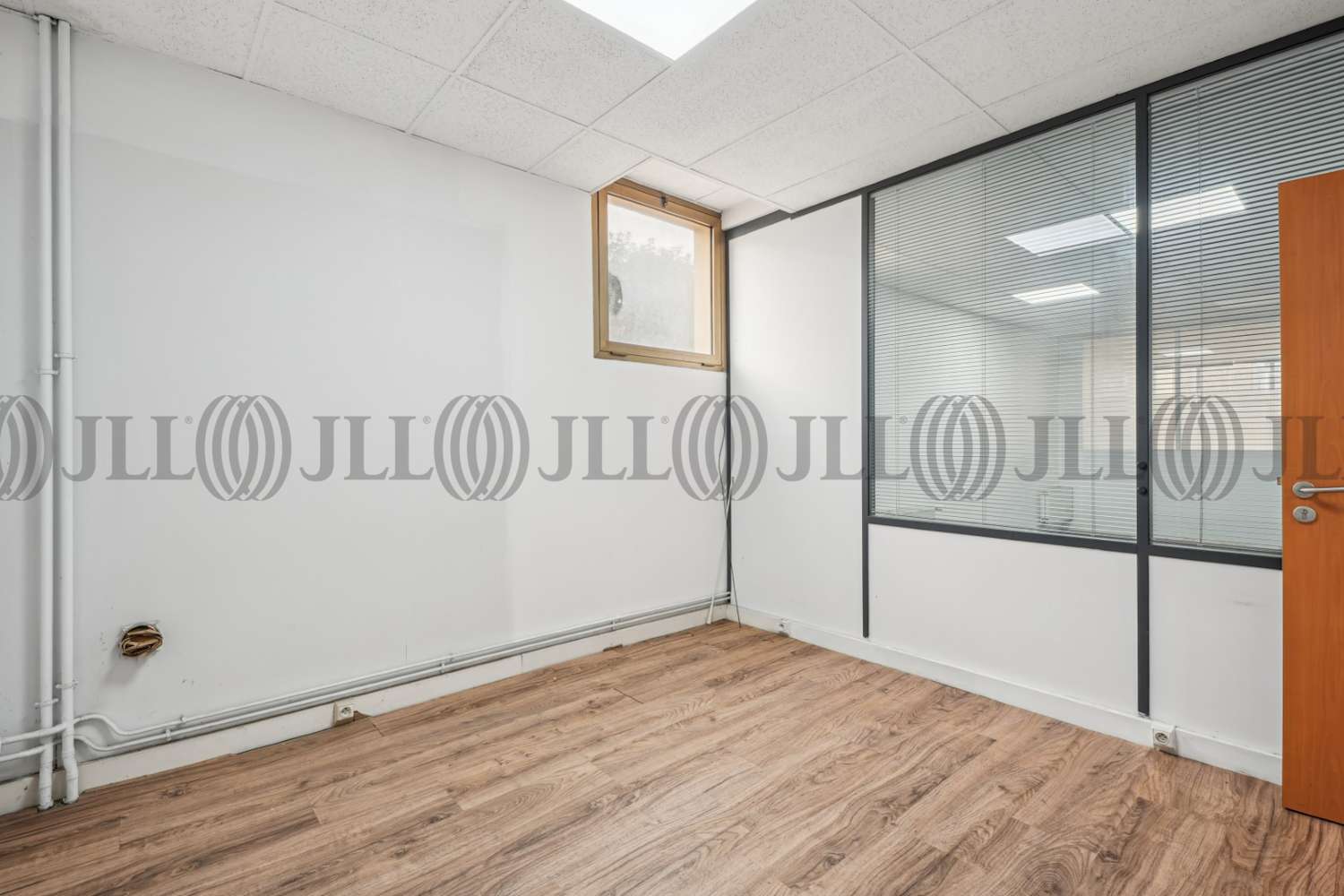 Bureaux Courbevoie, 92400 - 130-132 RUE DE NORMANDIE