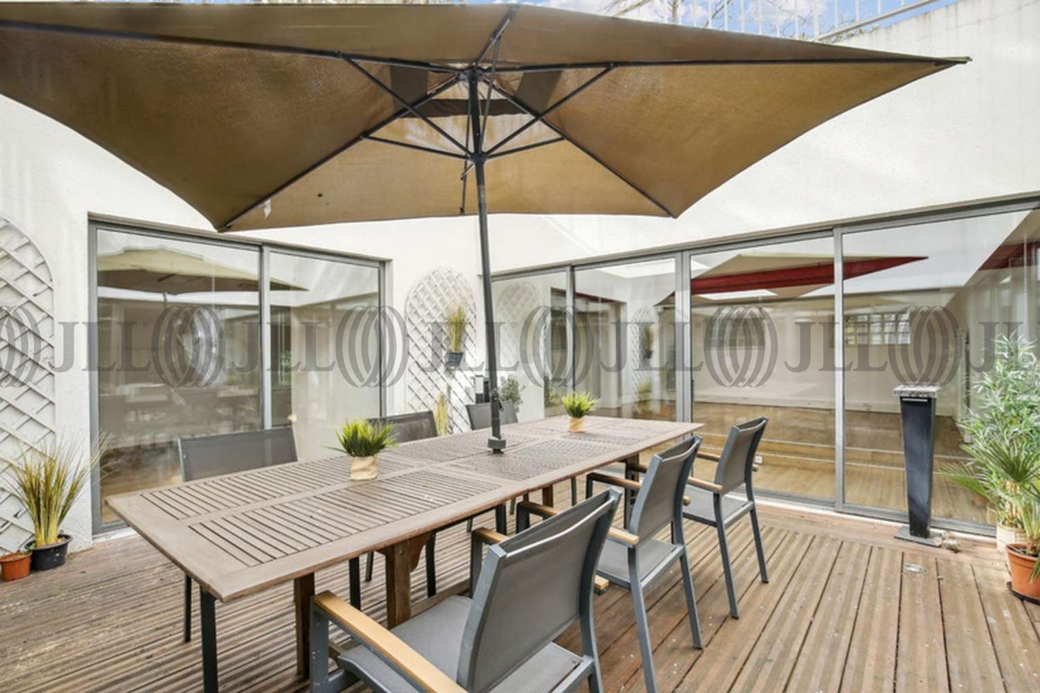 Bureaux Courbevoie, 92400 - 10 RUE ROUGET DE LISLE