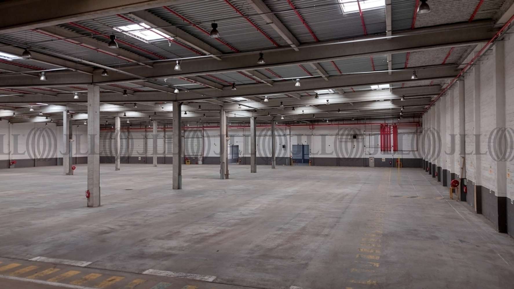 Plateformes logistiques Les mureaux, 78130 -  RUE DU PETIT CHEMIN DE FLINS