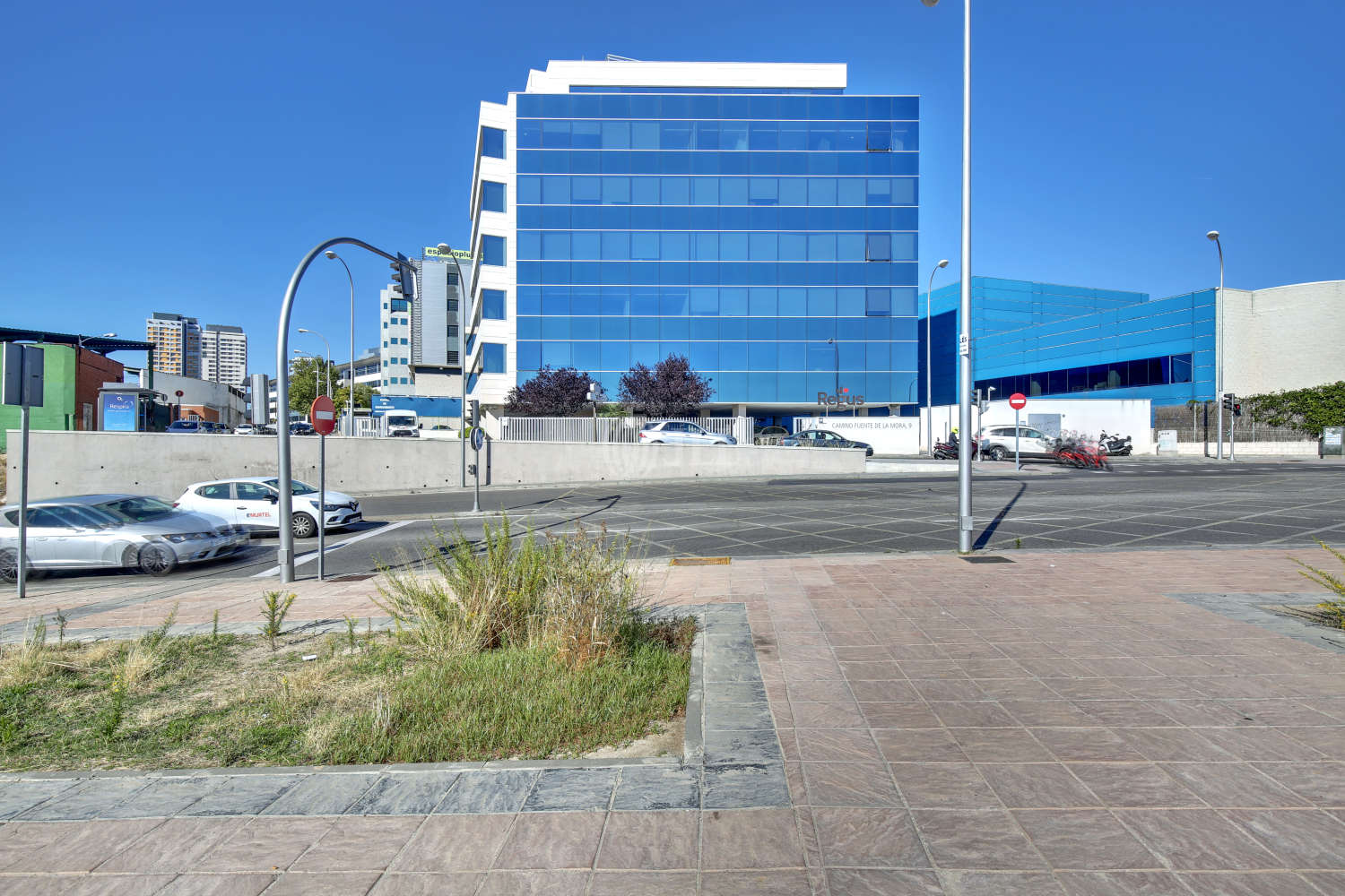 En alquiler de Oficina en Coworking - Fuente de la Mora ...