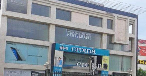 clothes on rent in rajouri garden
