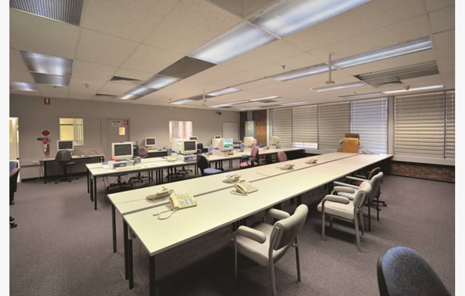573-Burwood-Highway-Office-for-Sale-1203-d3075f7e-e5c8-e211-a648-a4badb47a701_573_burwood_hwy_0058