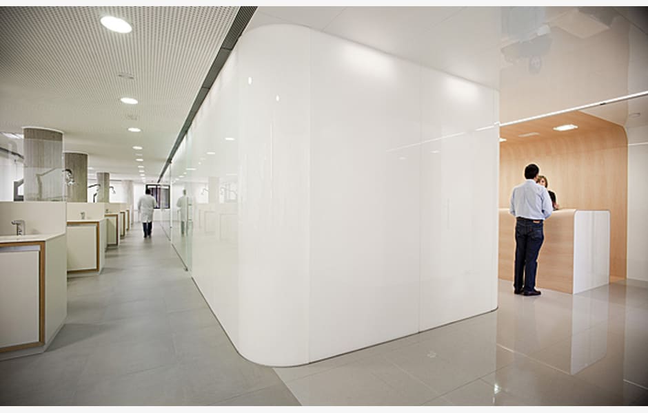 72-80-Cooper-Street-Office-for-Leased-1874-08e87a66-51aa-e711-811b-e0071b72b701_whitecurvedglasswalls