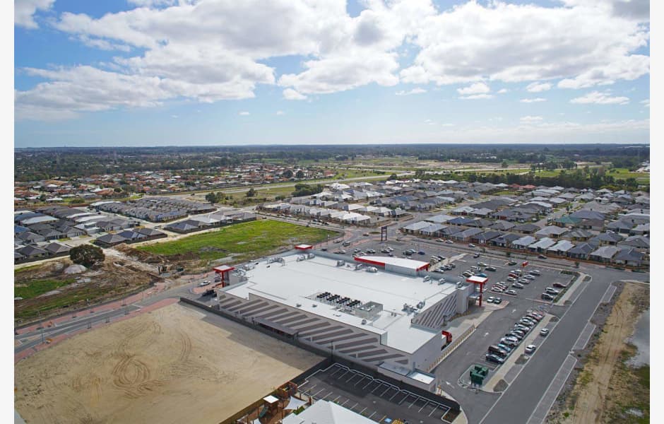 Caversham Village Shopping Centre 175 Suffolk Street, Caversham