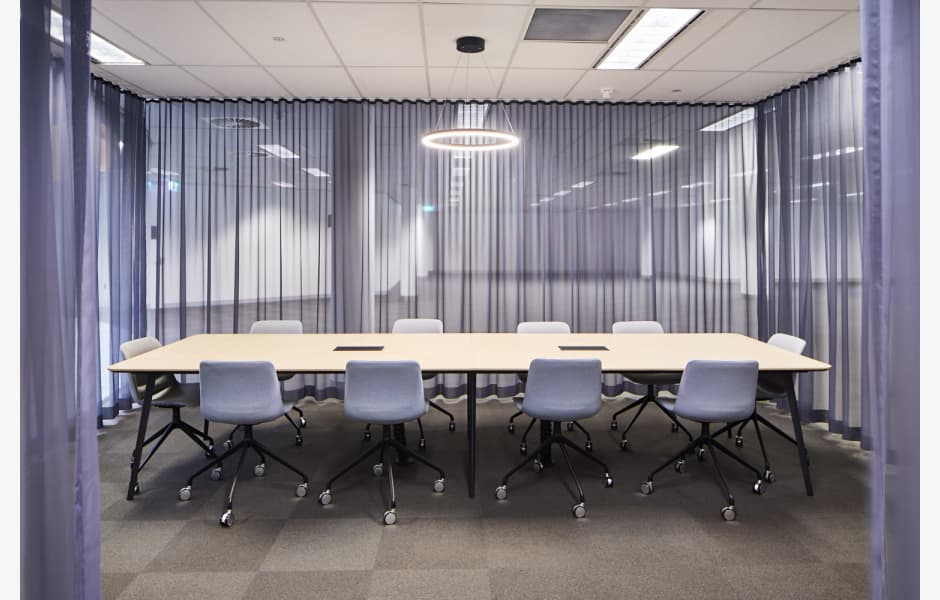 The-Burns-Centre-Office-for-Lease-1384-e6f85d41-c5a8-41a2-a339-63627fc3c565_Lvl_1_11