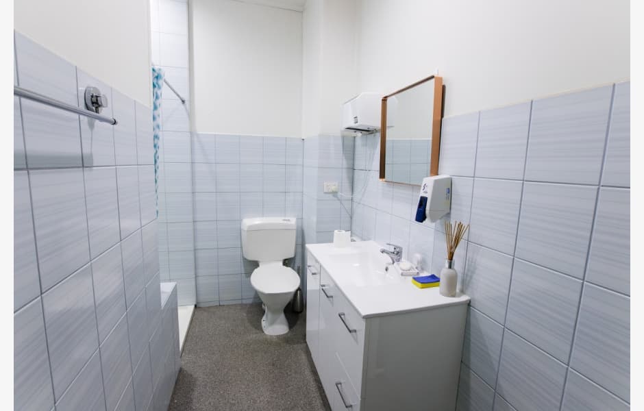 366-368-Boundary-Road-Office-for-Lease-1679-153fcab7-7896-4509-8de5-6bd279d2636e_4