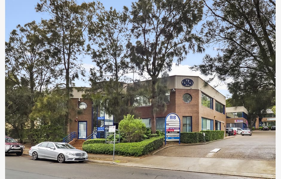 Suites 21 & 22, 4 Delmar Parade Suites 21 & 22, 4 Delmar Parade