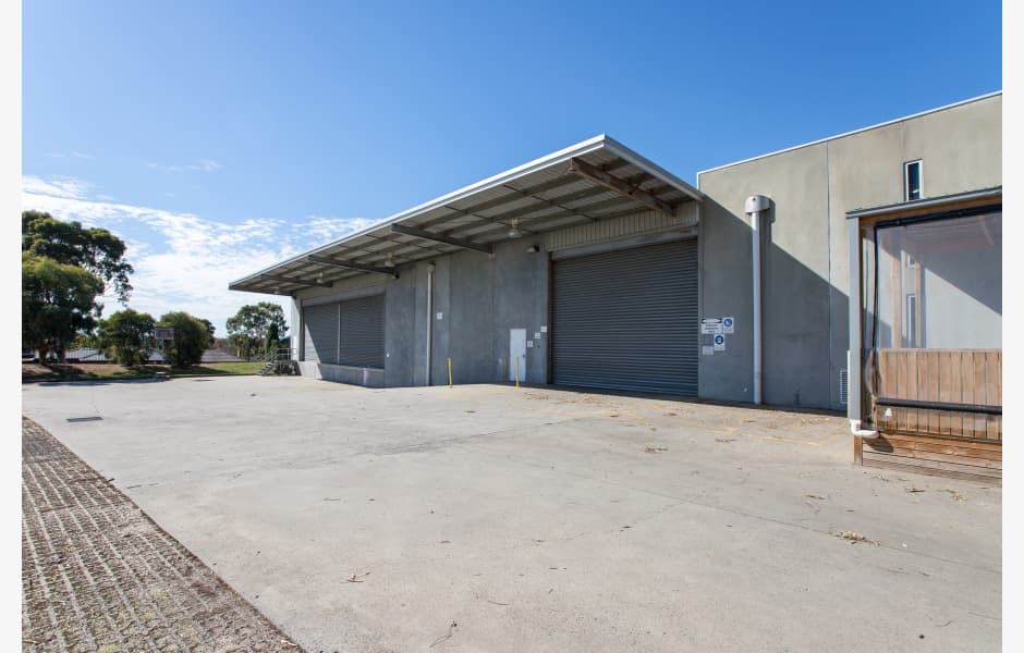 59-71-Merrindale-Drive-Office-for-Sale-4746-eba5ddd9-81ab-4bee-ab87-da9b4b9f2675_k