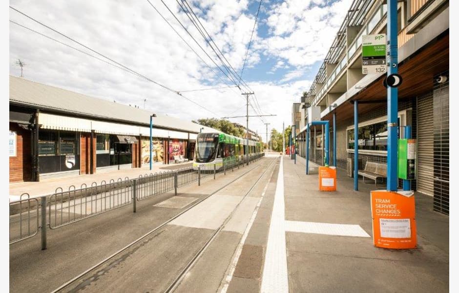 64-Fitzroy-Street-Office-for-Expressions-of-Interest-5563-wfu6imkzux0g1pxfqaug_JLL_64_FITZROY_1706