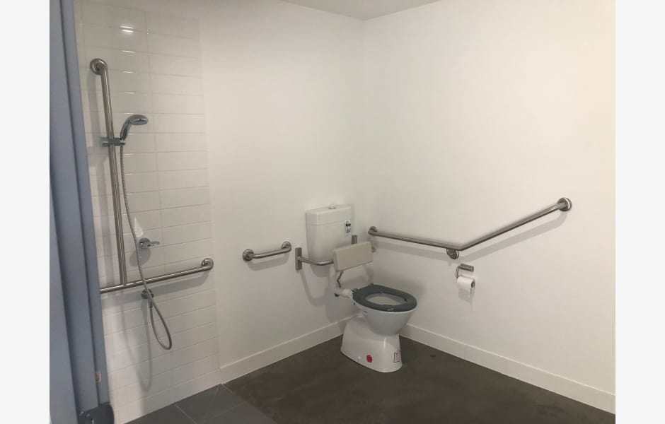 Unit-18/-46-Graingers-Road-Office-for-Sale-or-Lease-5343-ef27244d-c319-4ce5-ad81-266db6d36af6_NMELINDPROPERTIESWORKWestGraingersRoad46WestFootscrayUnit18toilet